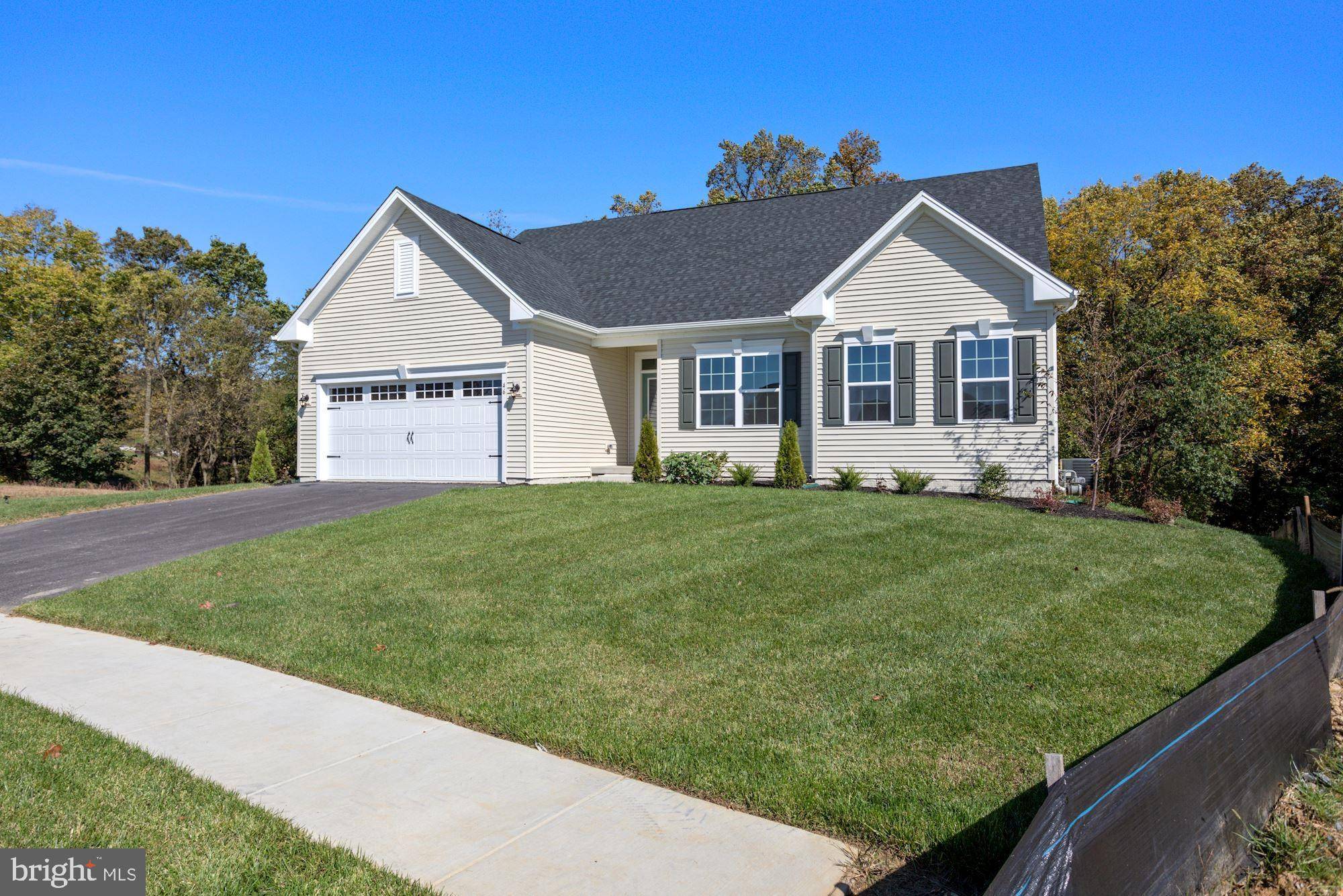 York, PA 17402,214 CHADSWORTH WAY