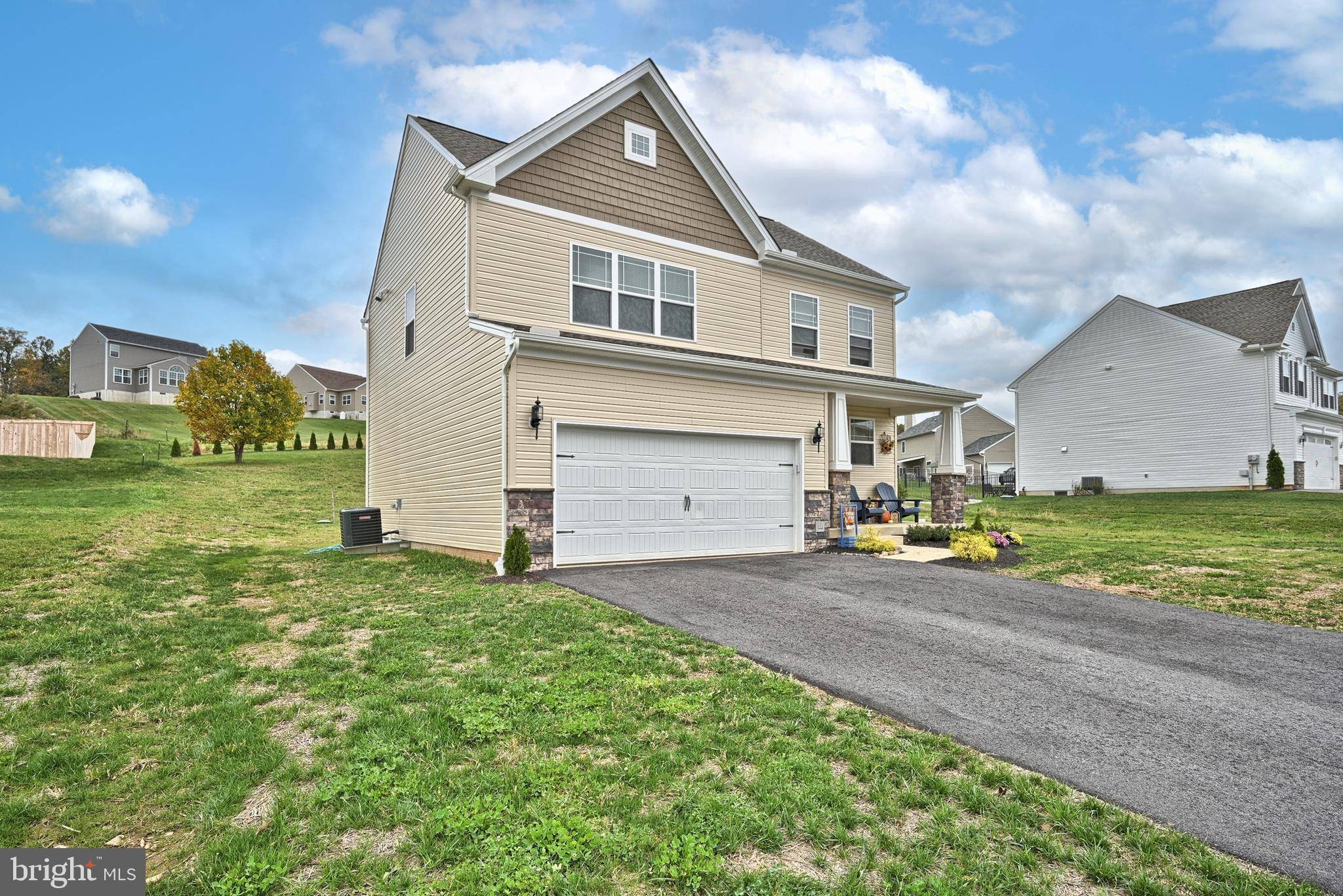 New Cumberland, PA 17070,559 SANDPIPER LN