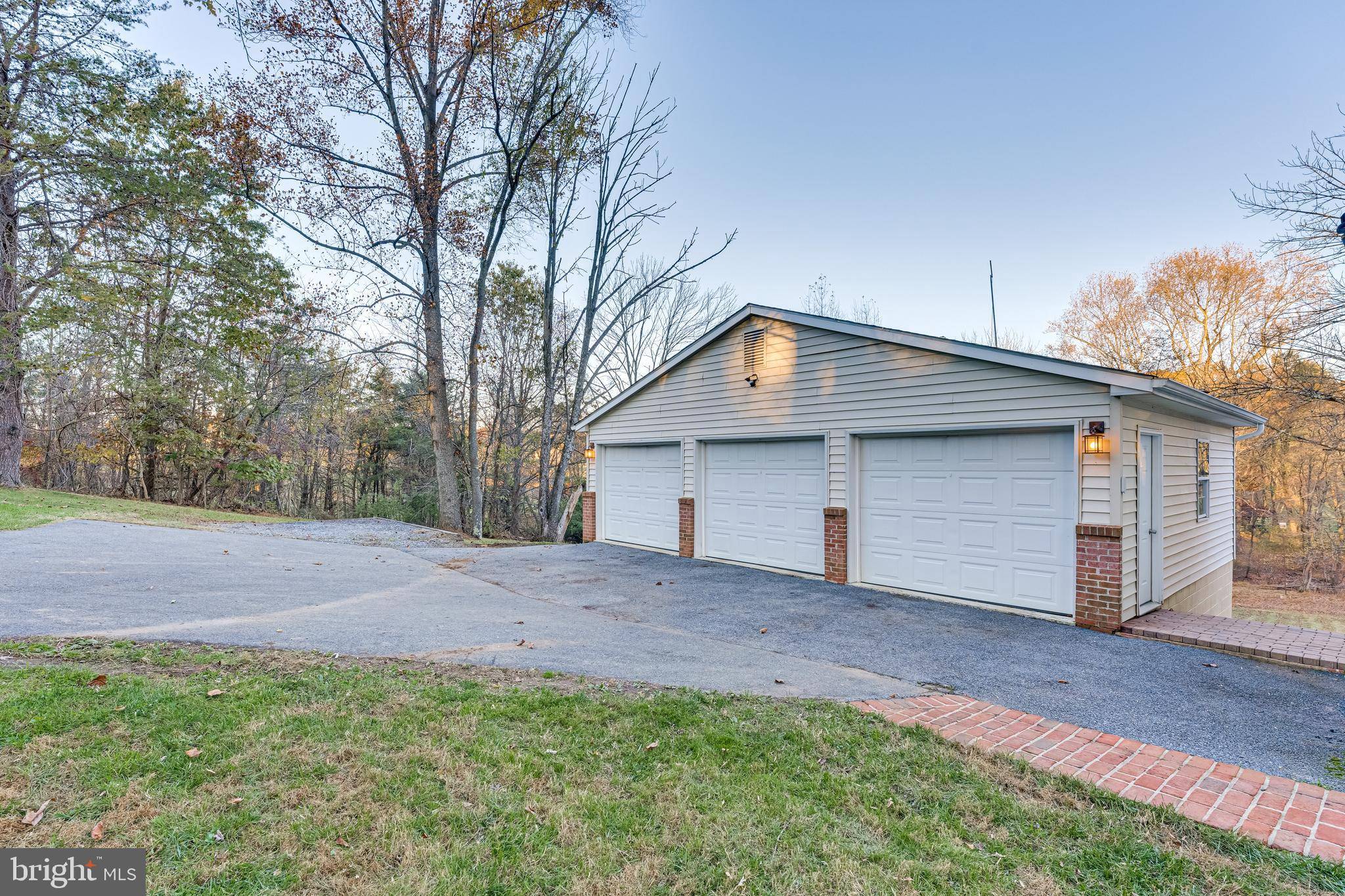 Mount Airy, MD 21771,13707 GRAHAM CT