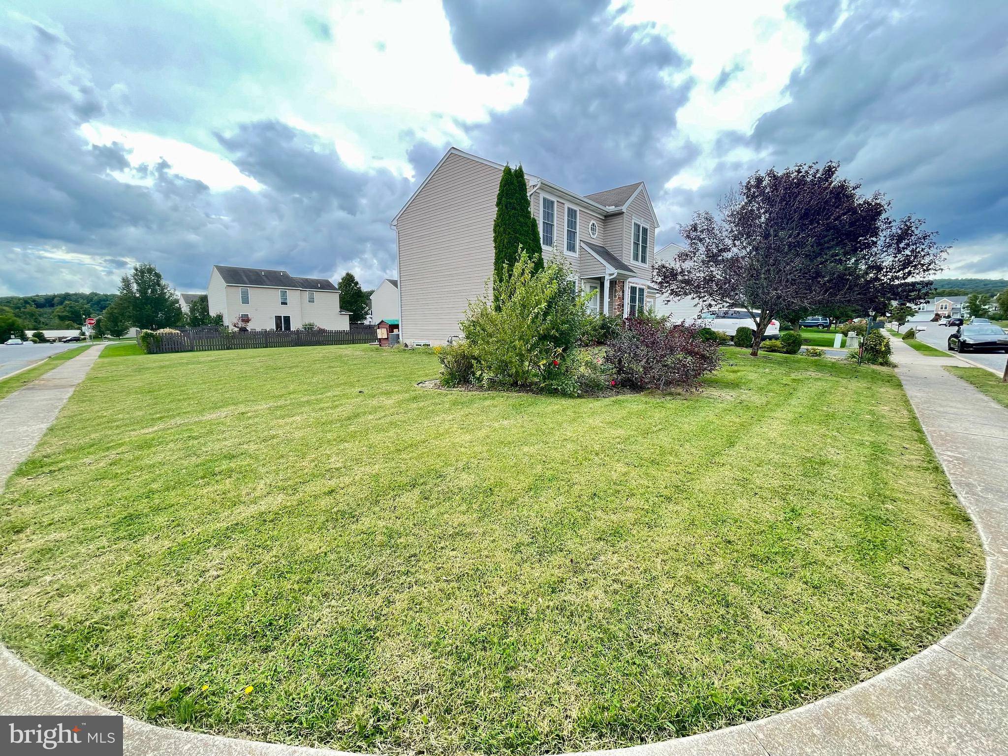 York, PA 17404,10 HEATHER WAY