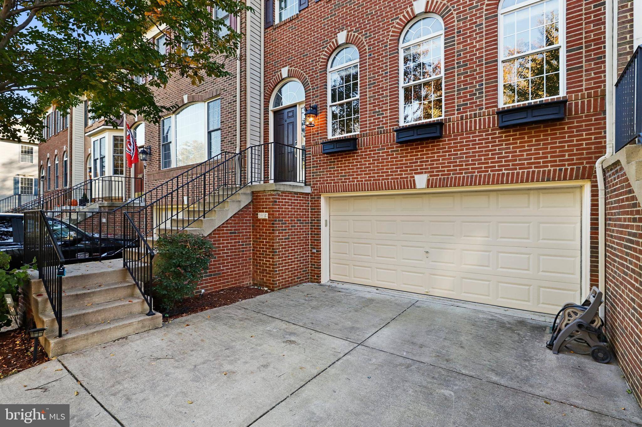 Alexandria, VA 22303,3814 ELMWOOD TOWNE WAY