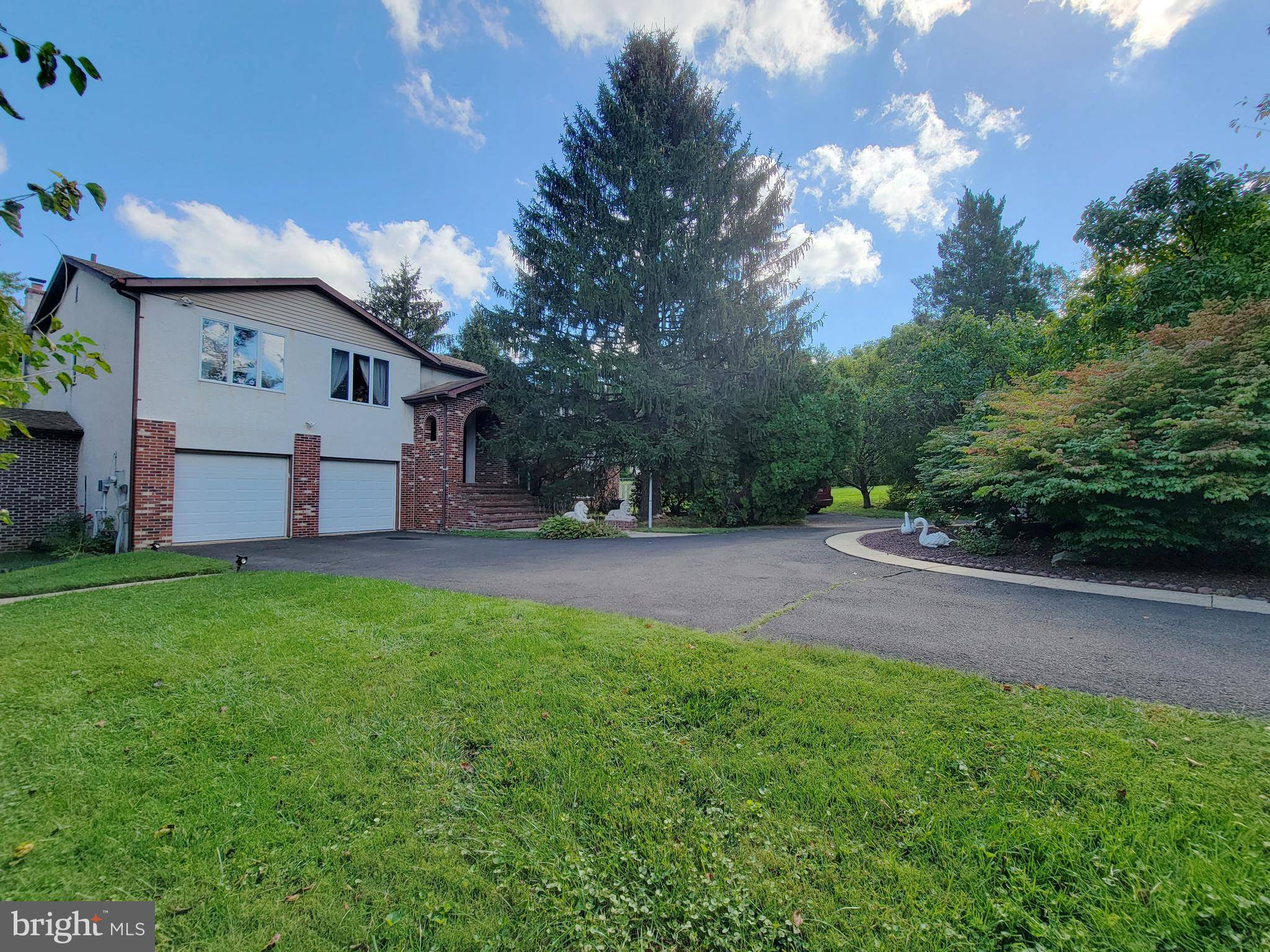 Huntingdon Valley, PA 19006,431 COUNTY LINE RD