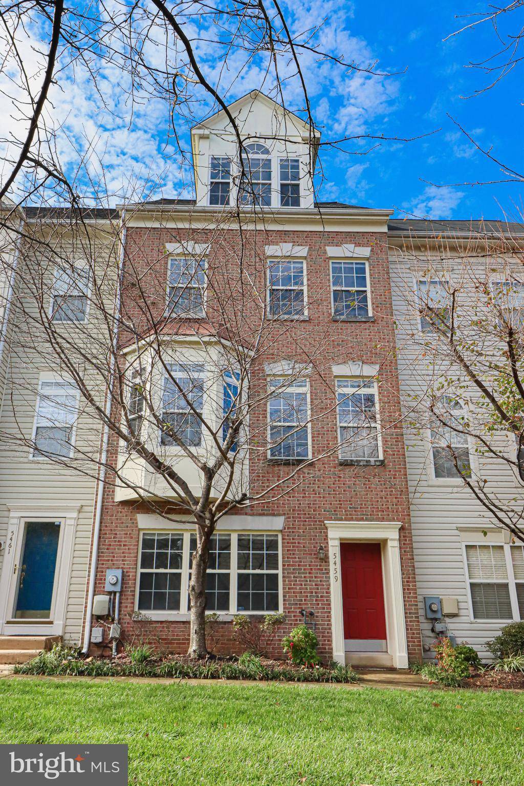 Alexandria, VA 22312,5459 PATUXENT KNOLL PL