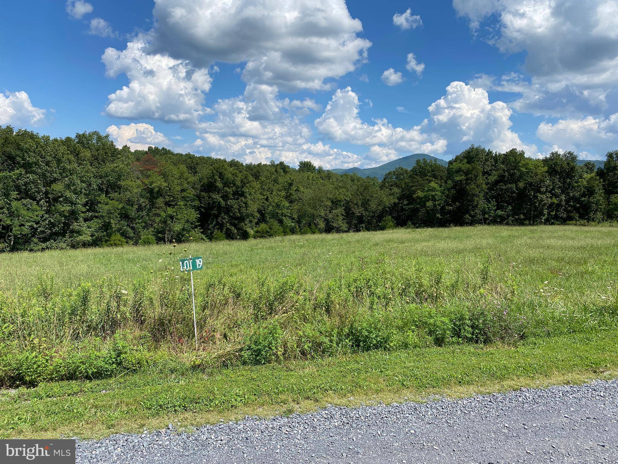 Old Fields, WV 26845,19 HICKORY LOOP DRIVE