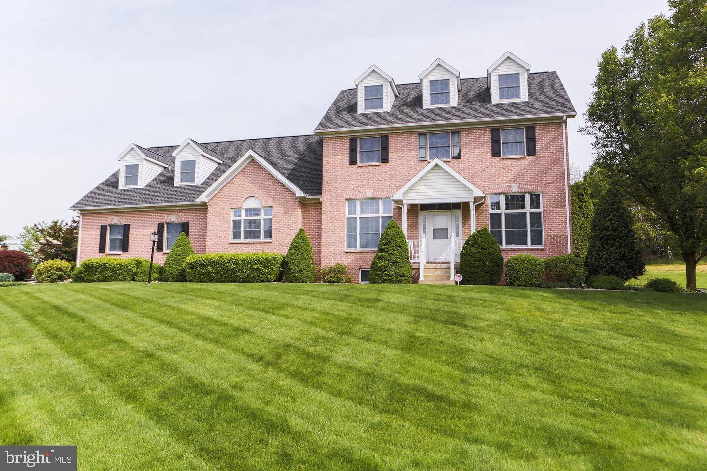 Chambersburg, PA 17202,1484 QUILTERS CT