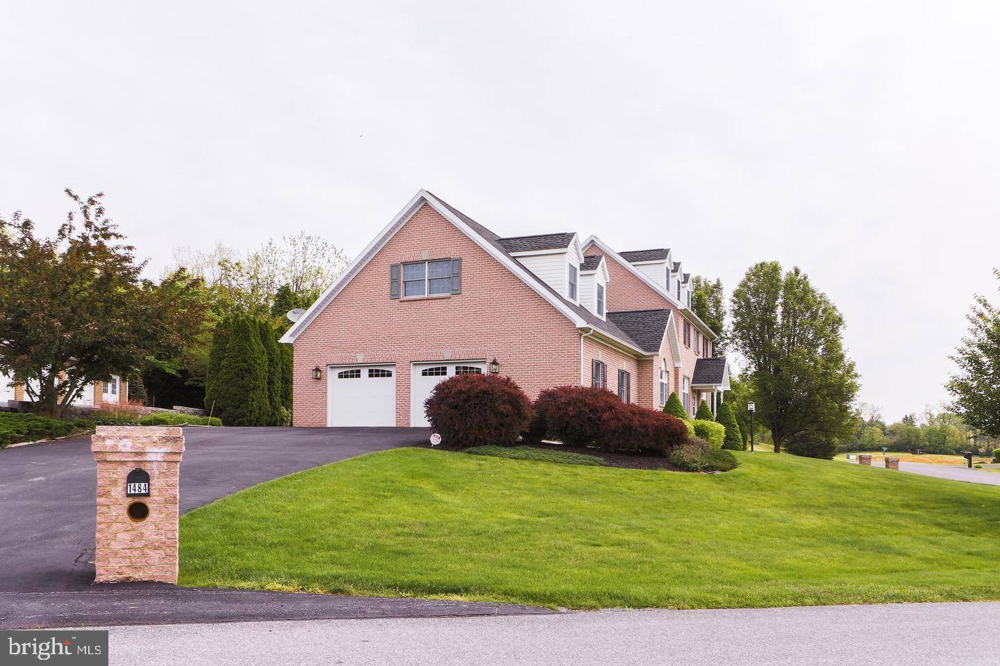 Chambersburg, PA 17202,1484 QUILTERS CT