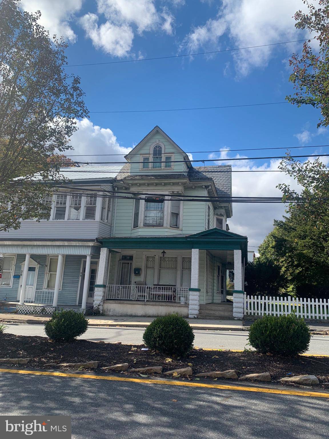 Ashland, PA 17921,32 3RD ST