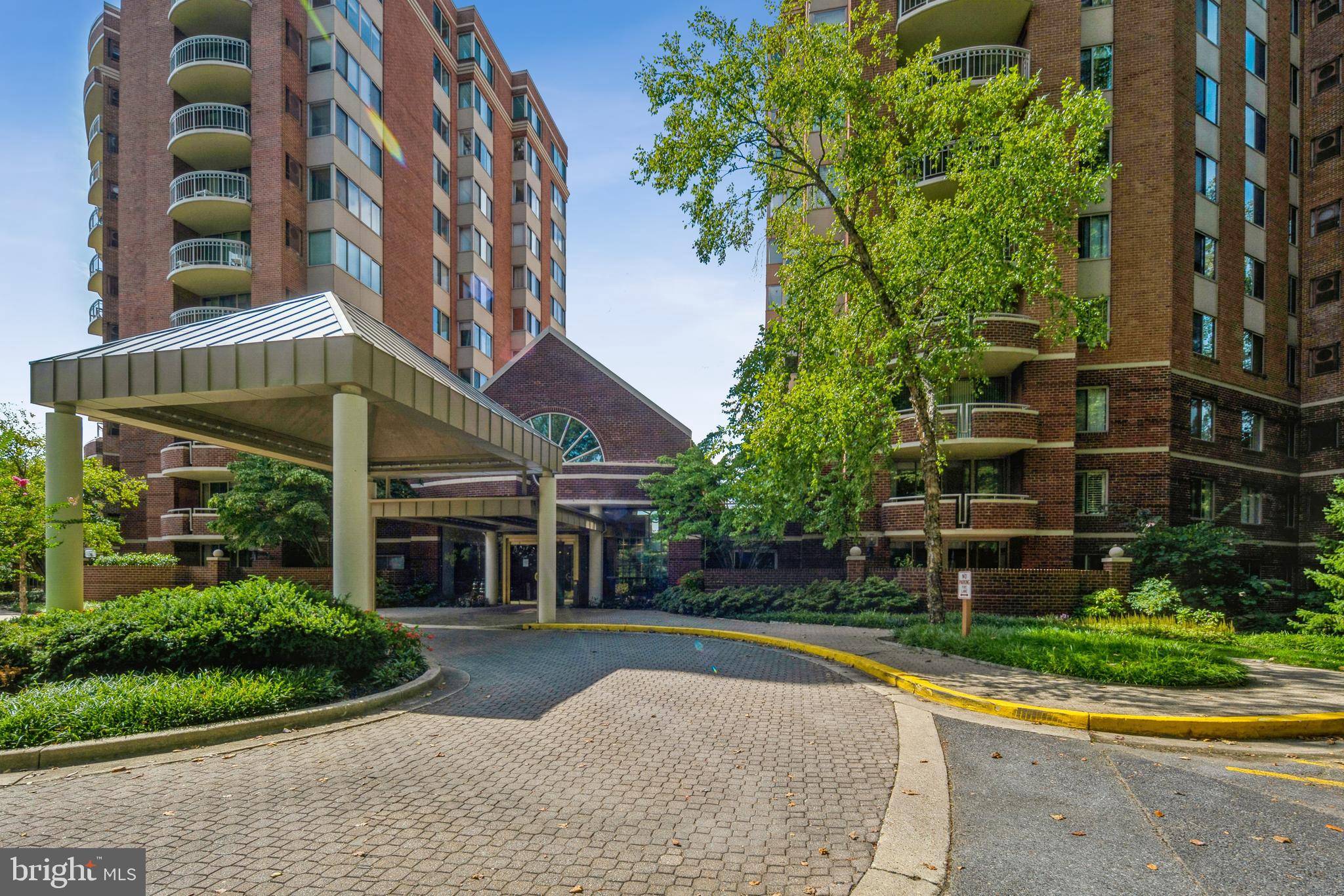 North Bethesda, MD 20852,5800 NICHOLSON LN #1-404