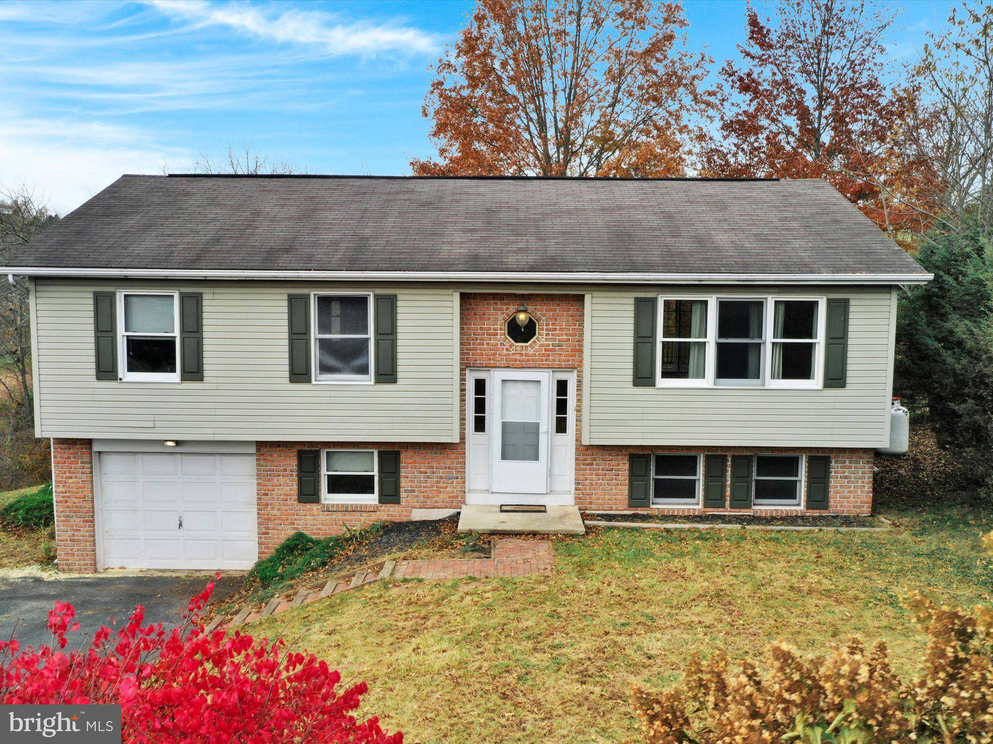 Auburn, PA 17922,1128 RUNNING DEER DR