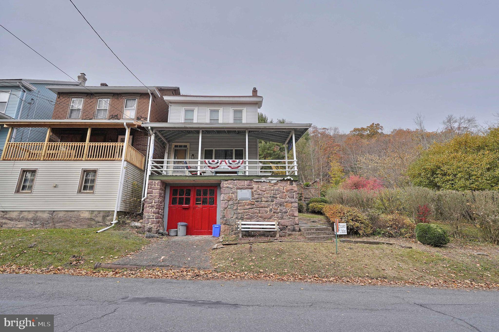 Jim Thorpe, PA 18229,708 CENTER AVE