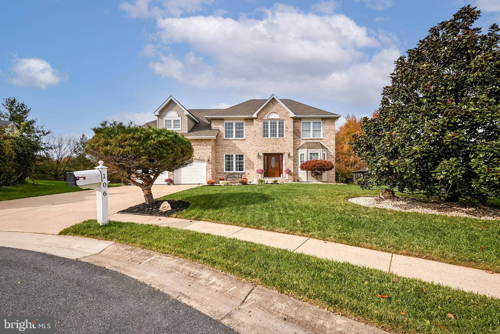 Bear, DE 19701,106 LEWIS CT