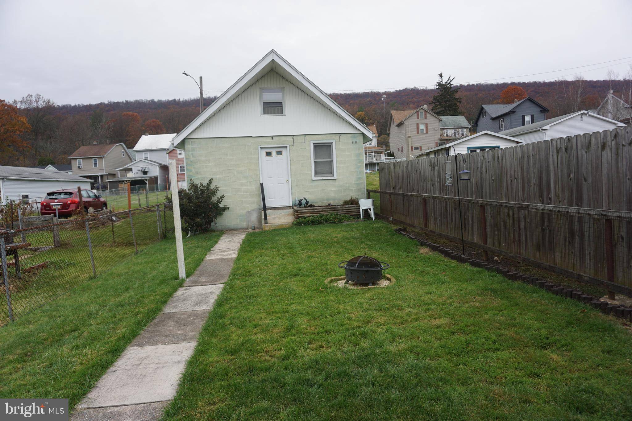 Williamstown, PA 17098,417 ELIZABETH ST