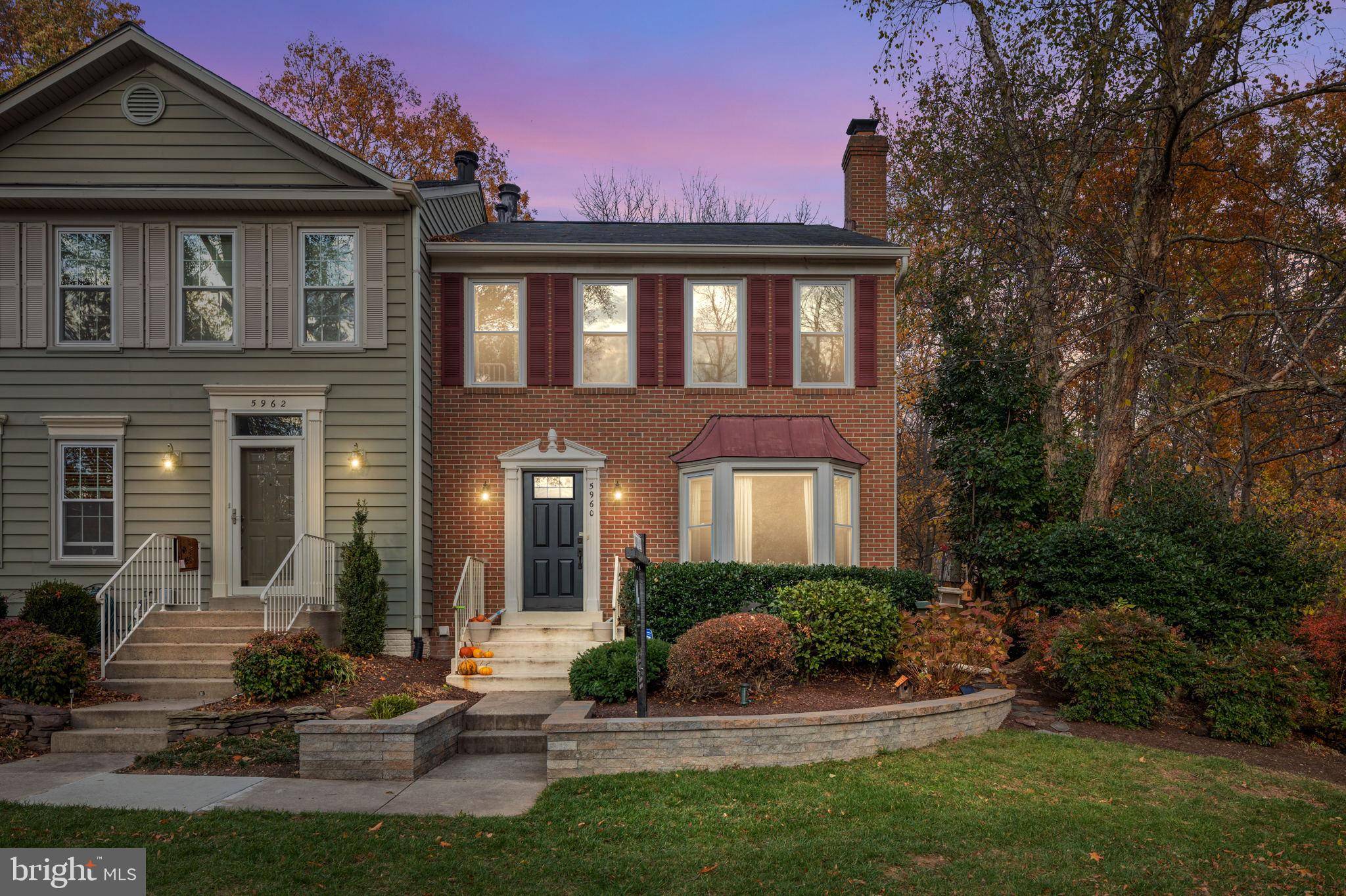 Centreville, VA 20121,5960 WATERFLOW CT