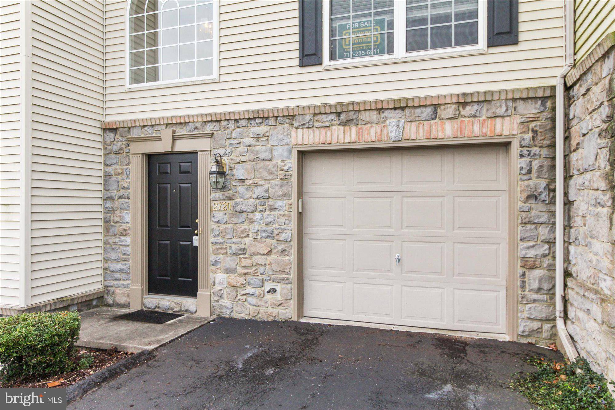 York, PA 17402,2720 EQUESTRIAN #136