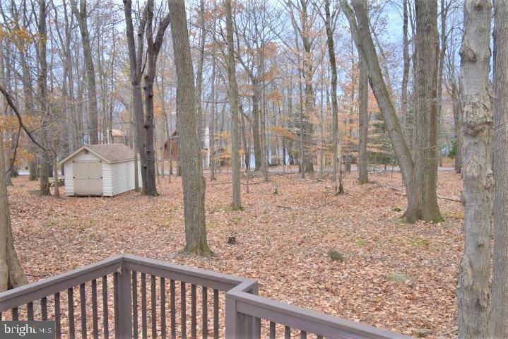 Pocono Lake, PA 18347,112 IOWA TRL