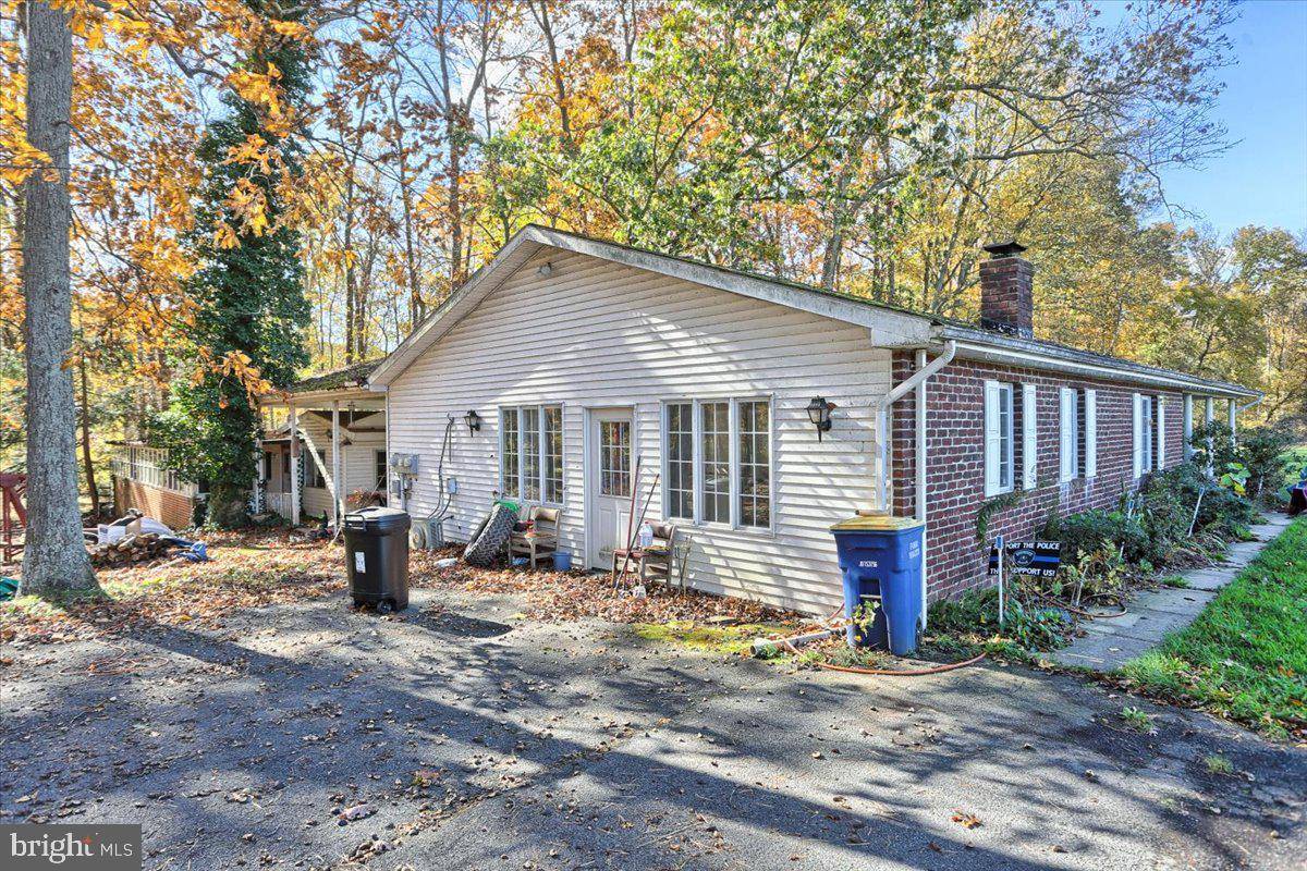 Lewisberry, PA 17339,870 CARDINAL LN