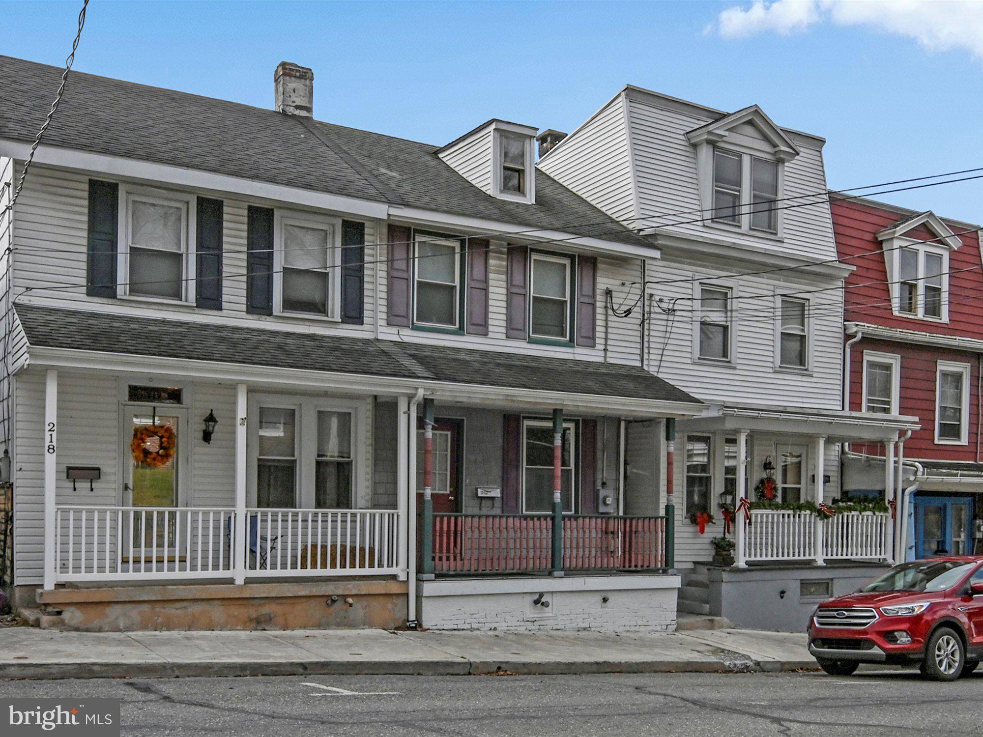 Schuylkill Haven, PA 17972,216 SAINT JOHN ST