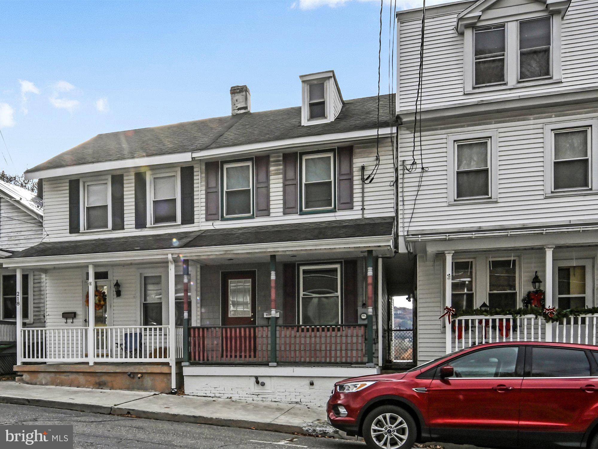 Schuylkill Haven, PA 17972,216 SAINT JOHN ST