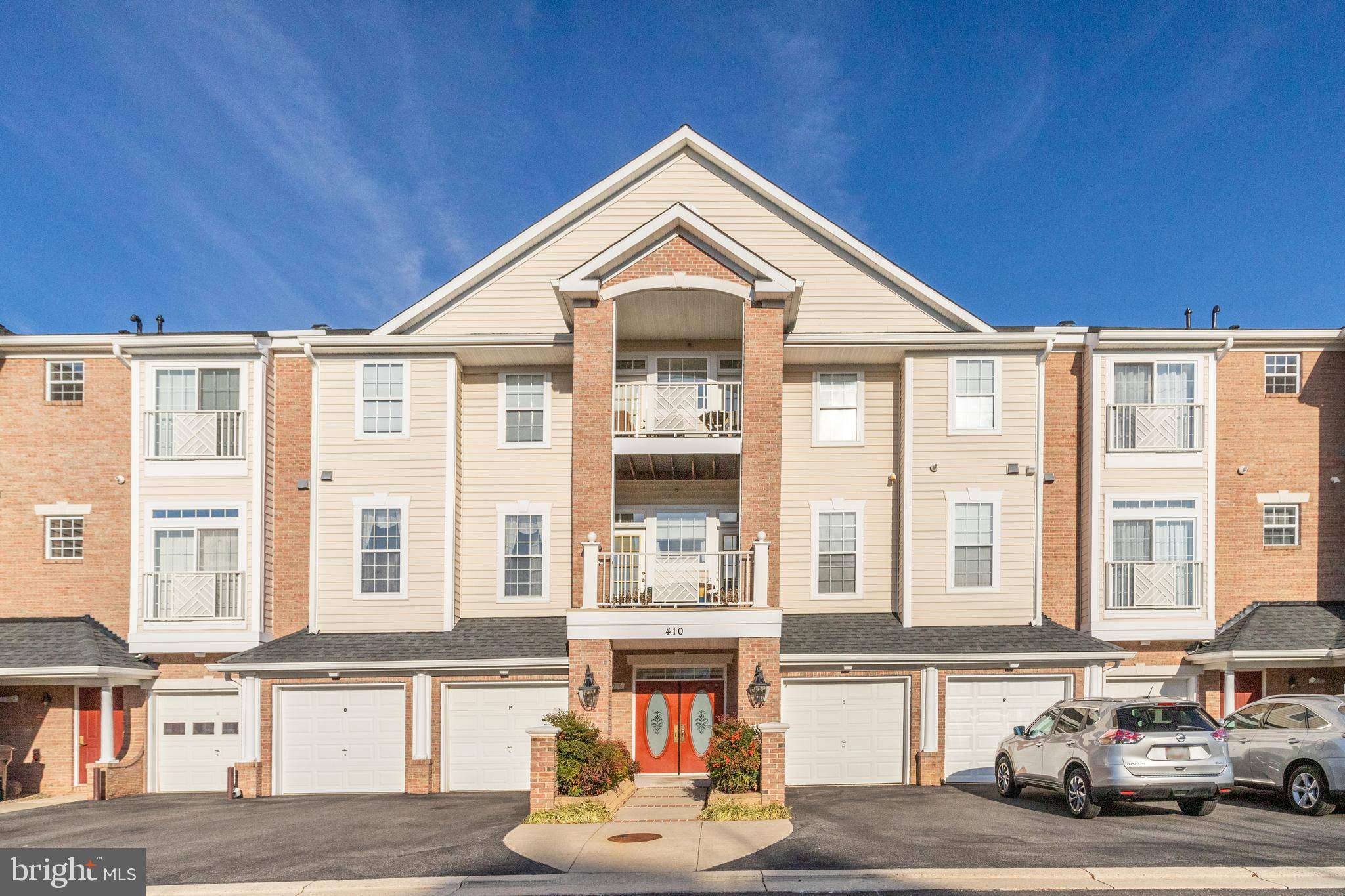 Edgewater, MD 21037,410 HAMLET CLUB DR #304