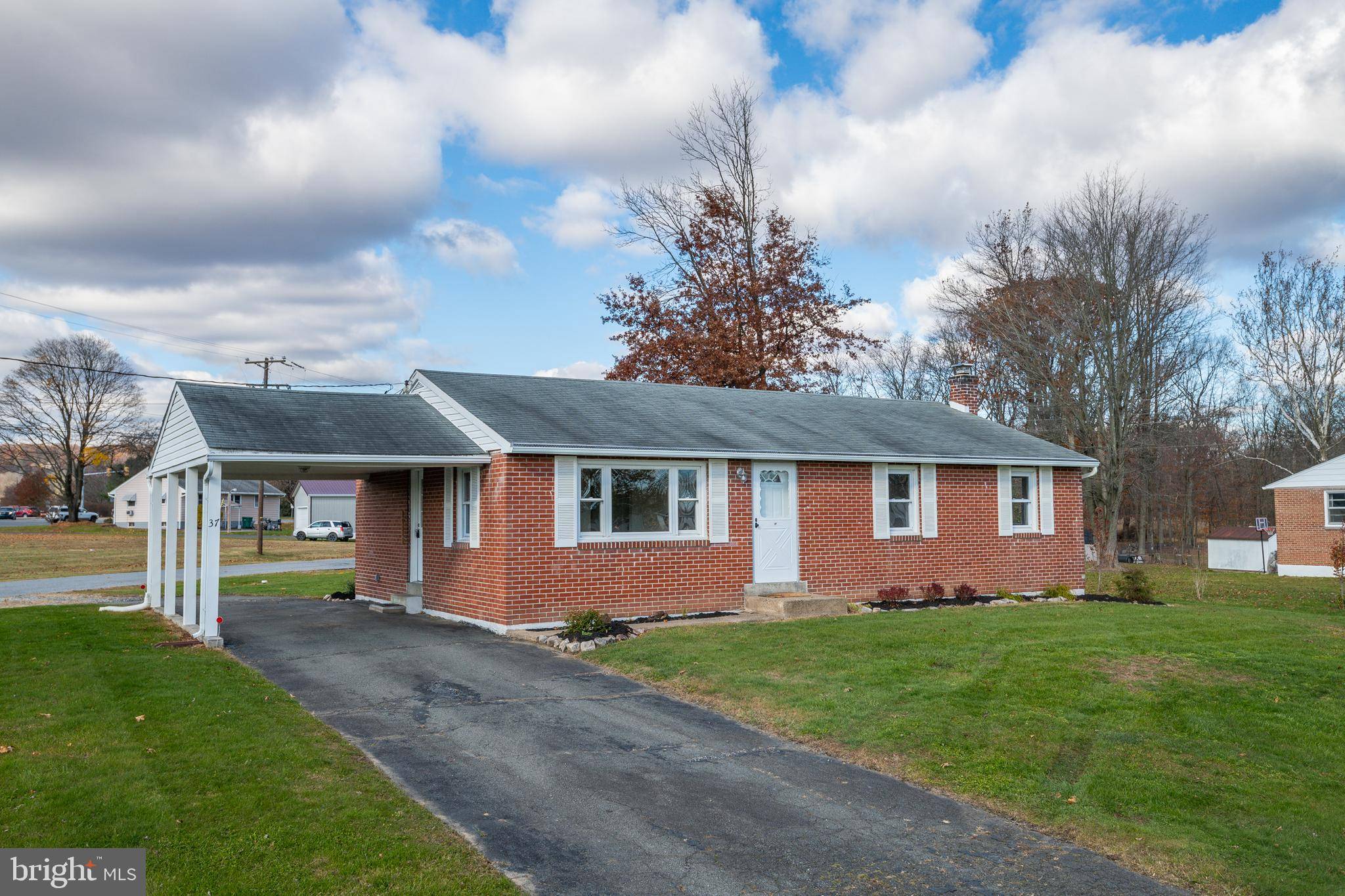 Bechtelsville, PA 19505,37 BAUSE RD