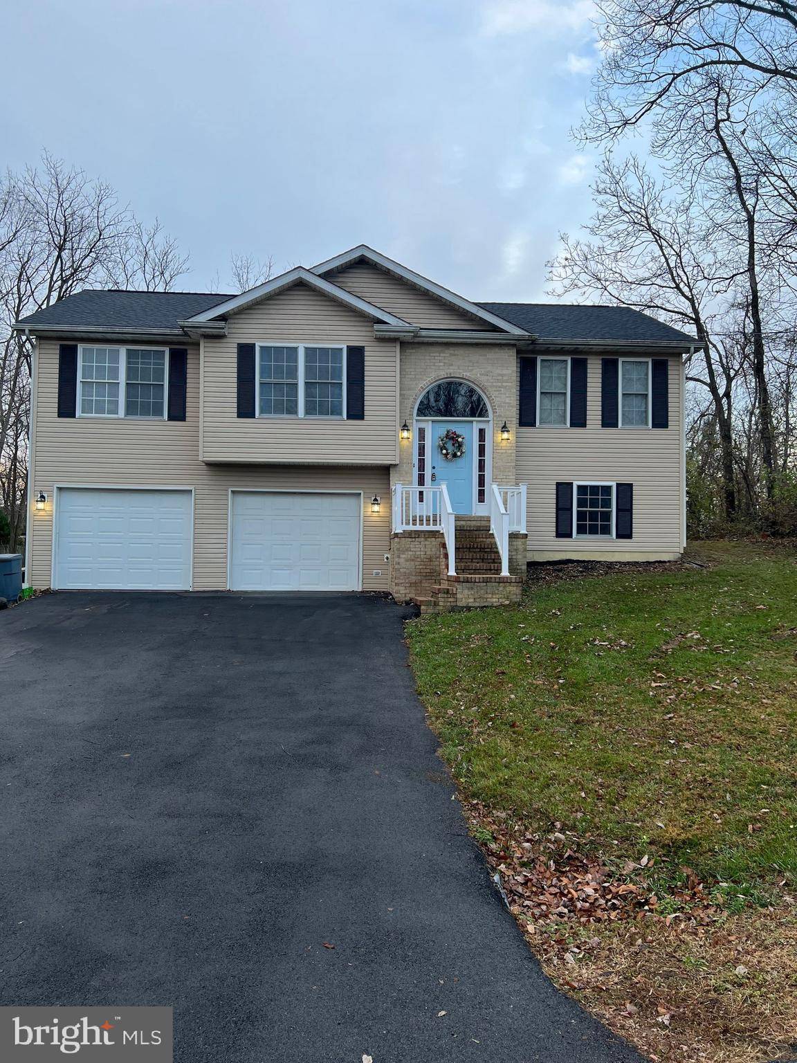 Martinsburg, WV 25403,234 TARA DR