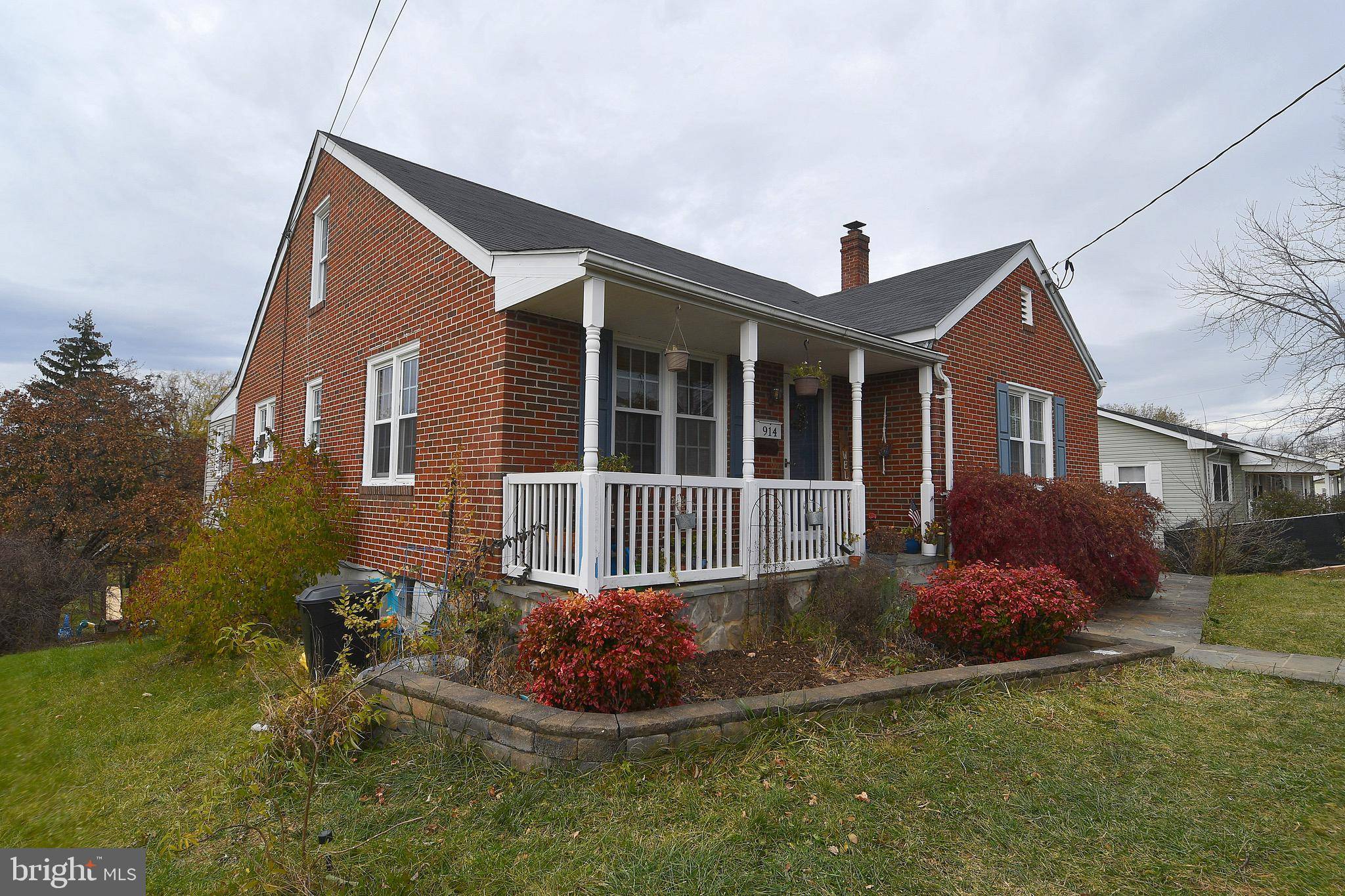 Martinsburg, WV 25404,914 3RD ST