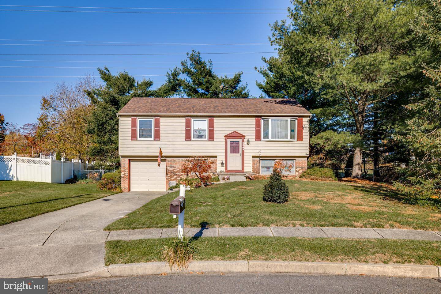 Pennsauken, NJ 08109,8349 WESSEX DR