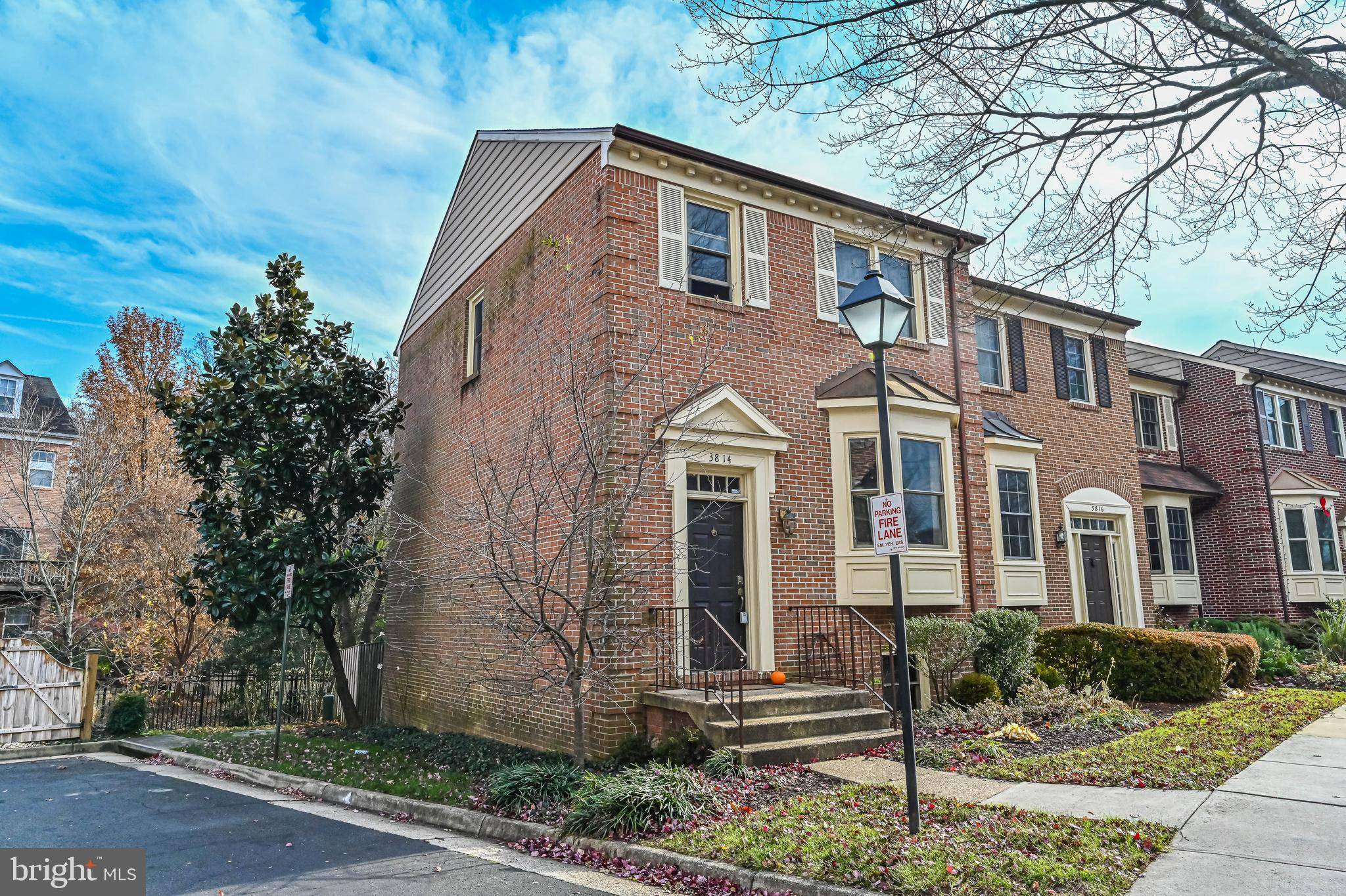 Alexandria, VA 22304,3814 USHER CT