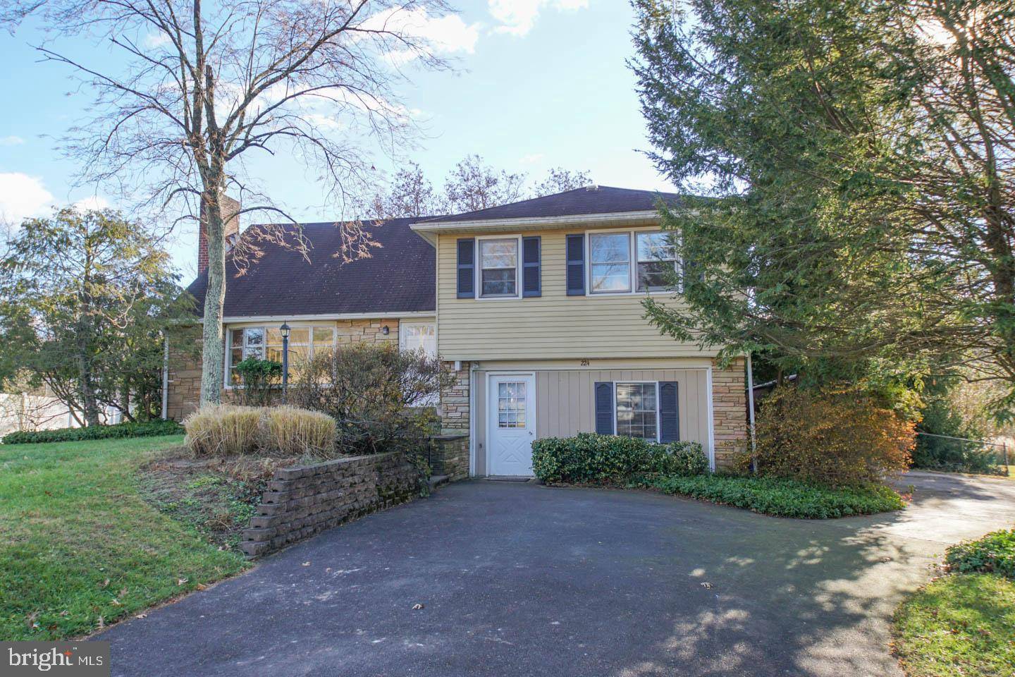 Chalfont, PA 18914,224 PARK LN