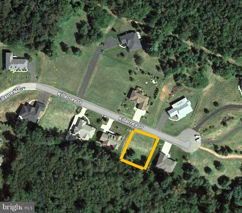 Fayetteville, PA 17222,7049 KILLARNEY DR