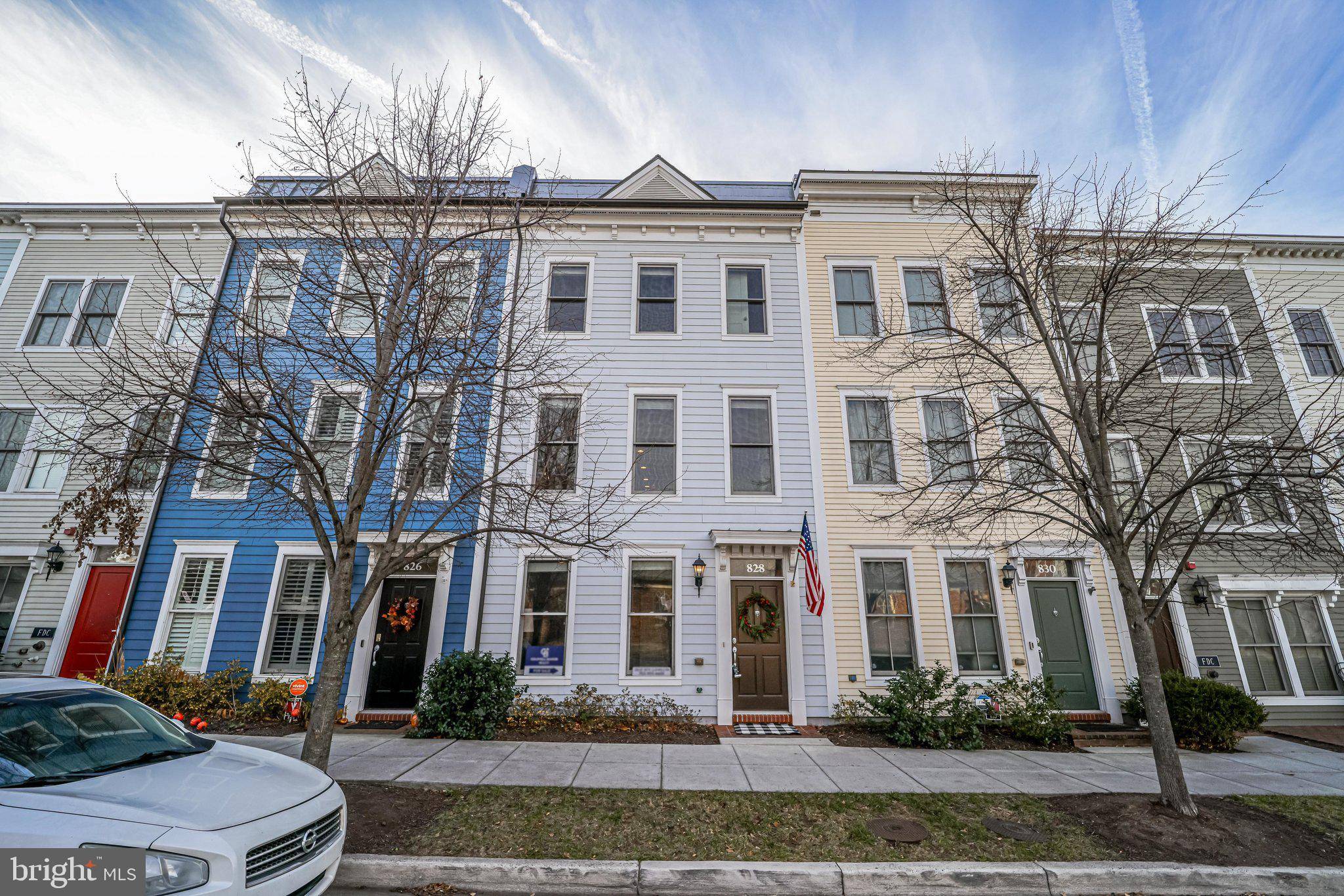 Alexandria, VA 22314,828 MONTGOMERY ST