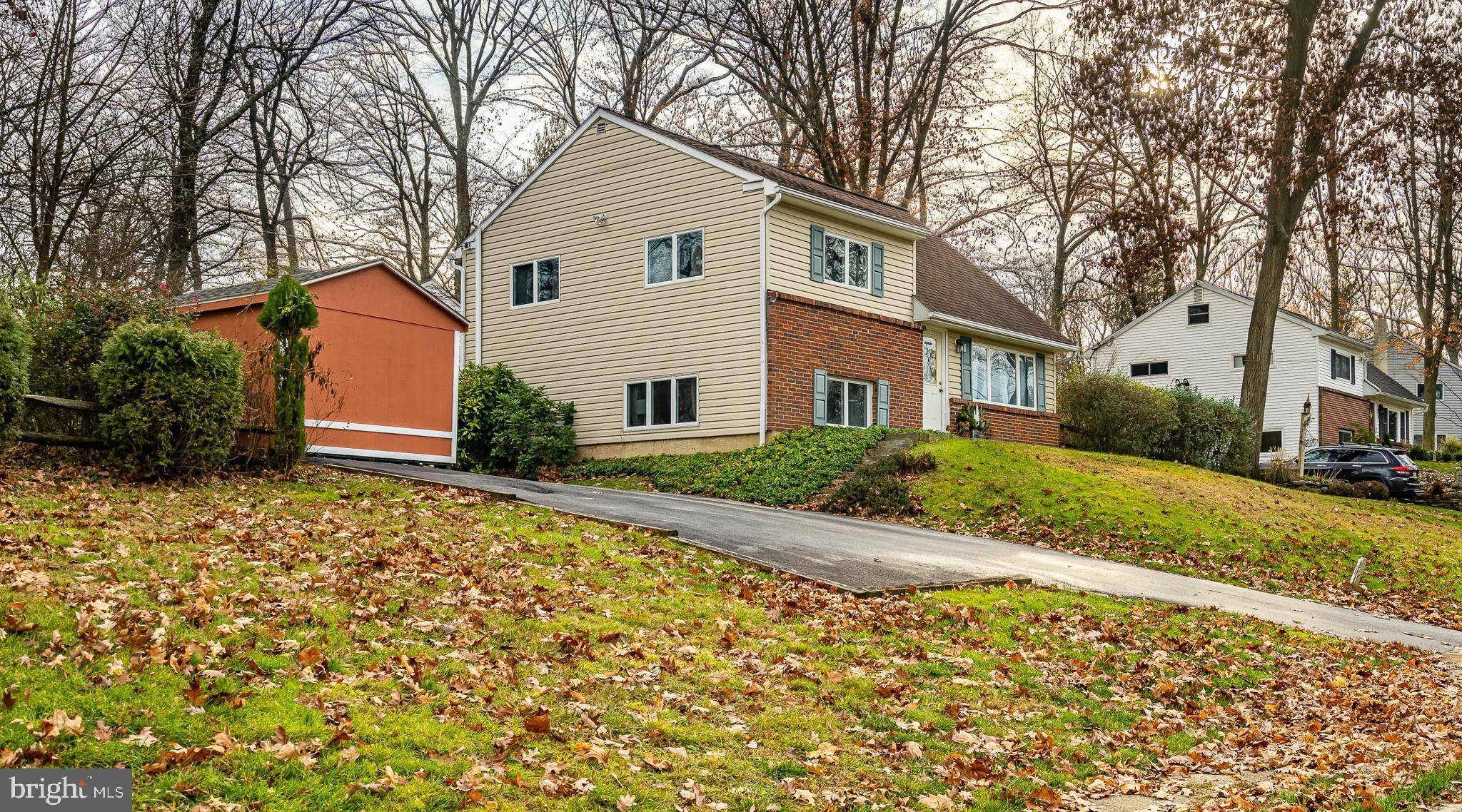 Paoli, PA 19301,6 SUNSET DR