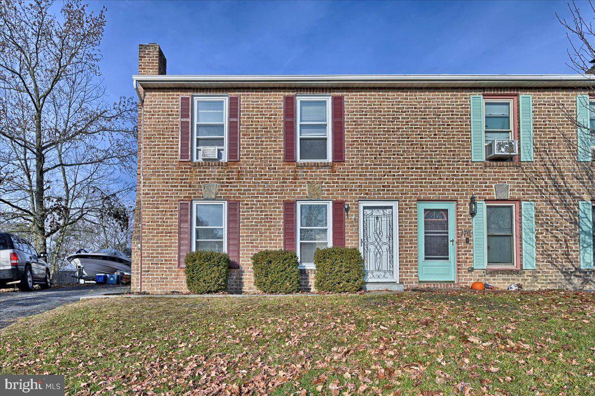 Carlisle, PA 17013,174 FAITH CIR