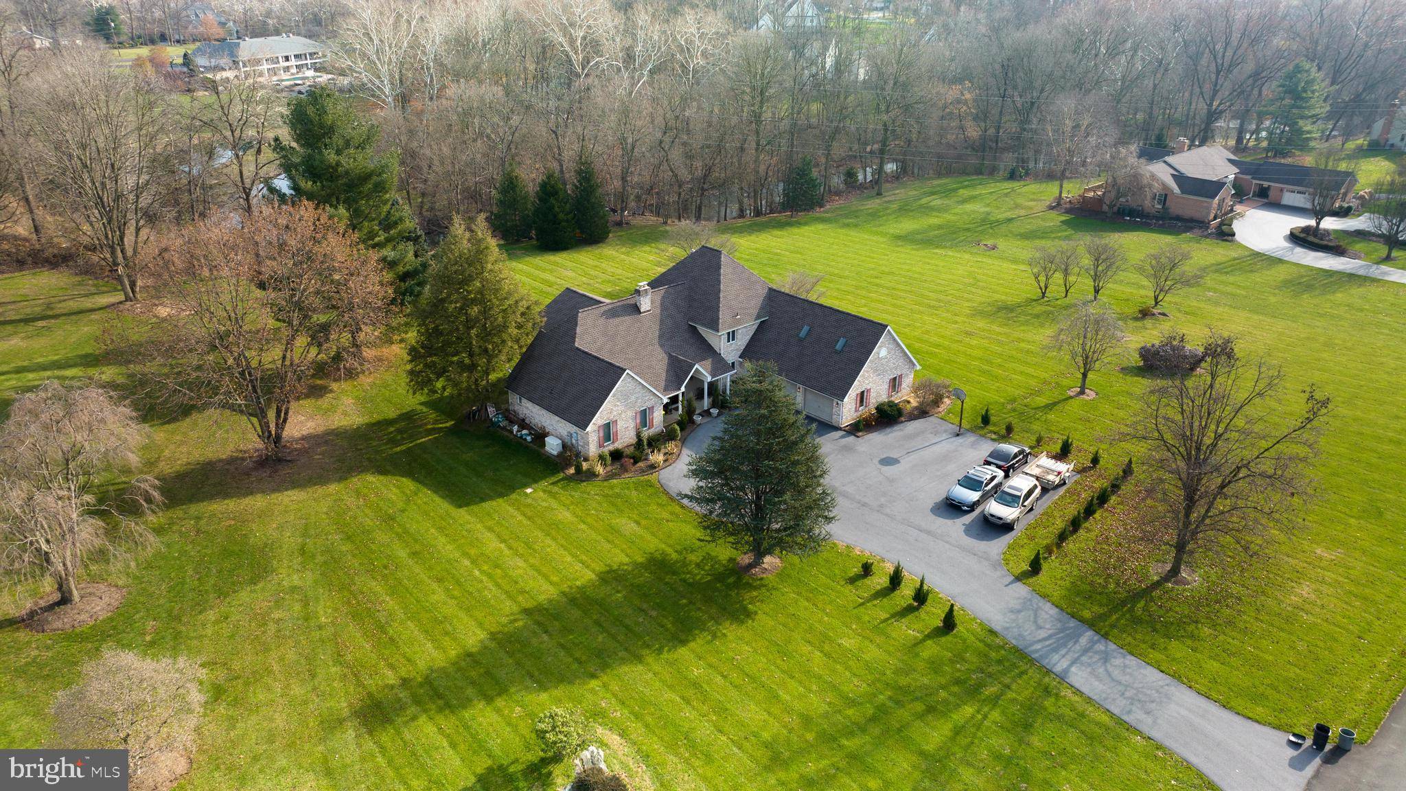 Lancaster, PA 17602,6 WATERFRONT ESTATES DR