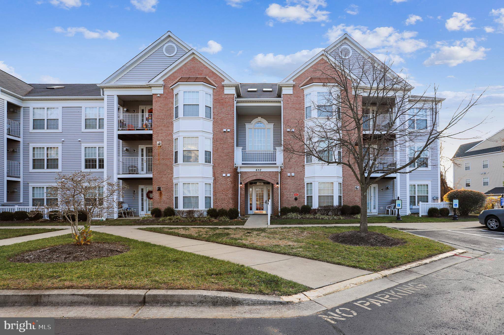 Annapolis, MD 21401,657 BURTONS COVE WAY #4