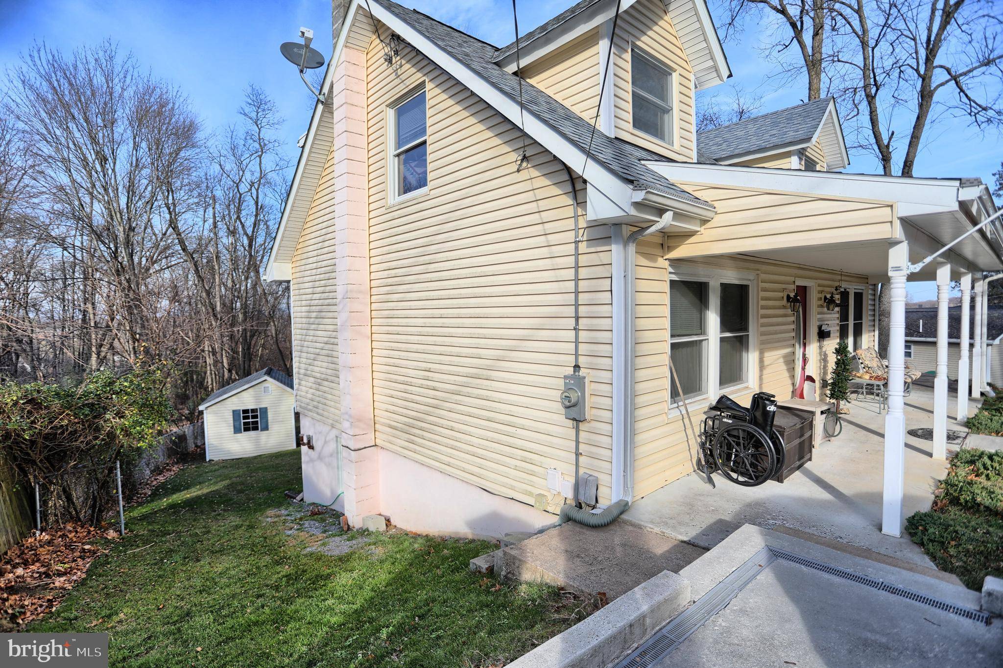 Mount Holly Springs, PA 17065,220 HILL ST