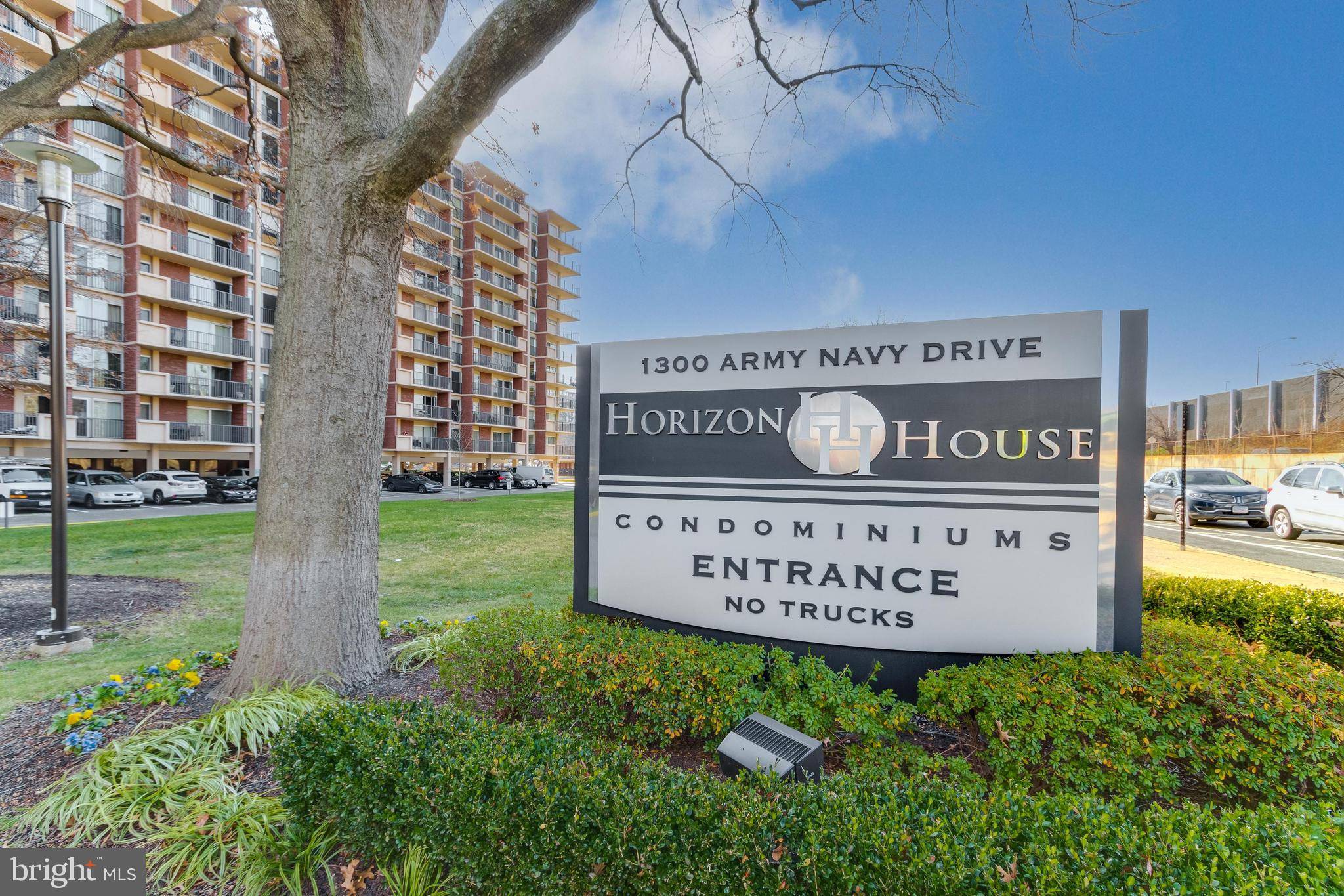 Arlington, VA 22202,1300 ARMY NAVY DR #509