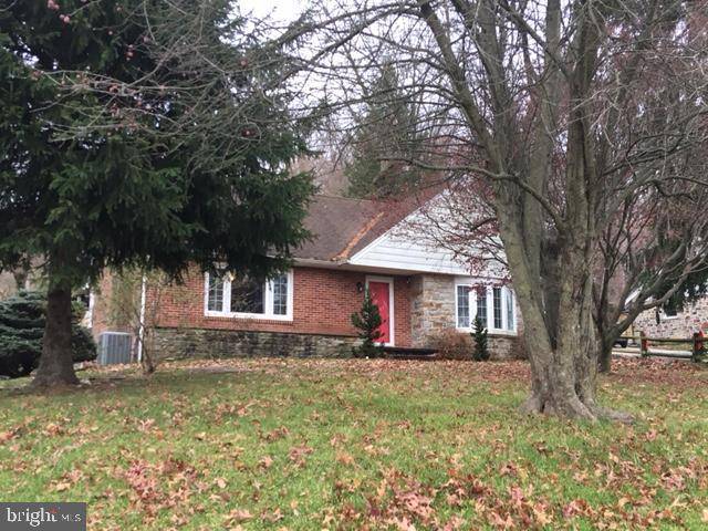 York, PA 17406,490 WOODLAND VIEW DR