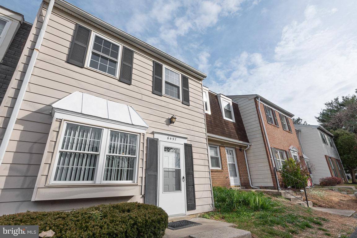 Glen Burnie, MD 21061,6457 LAMPLIGHTER RDG