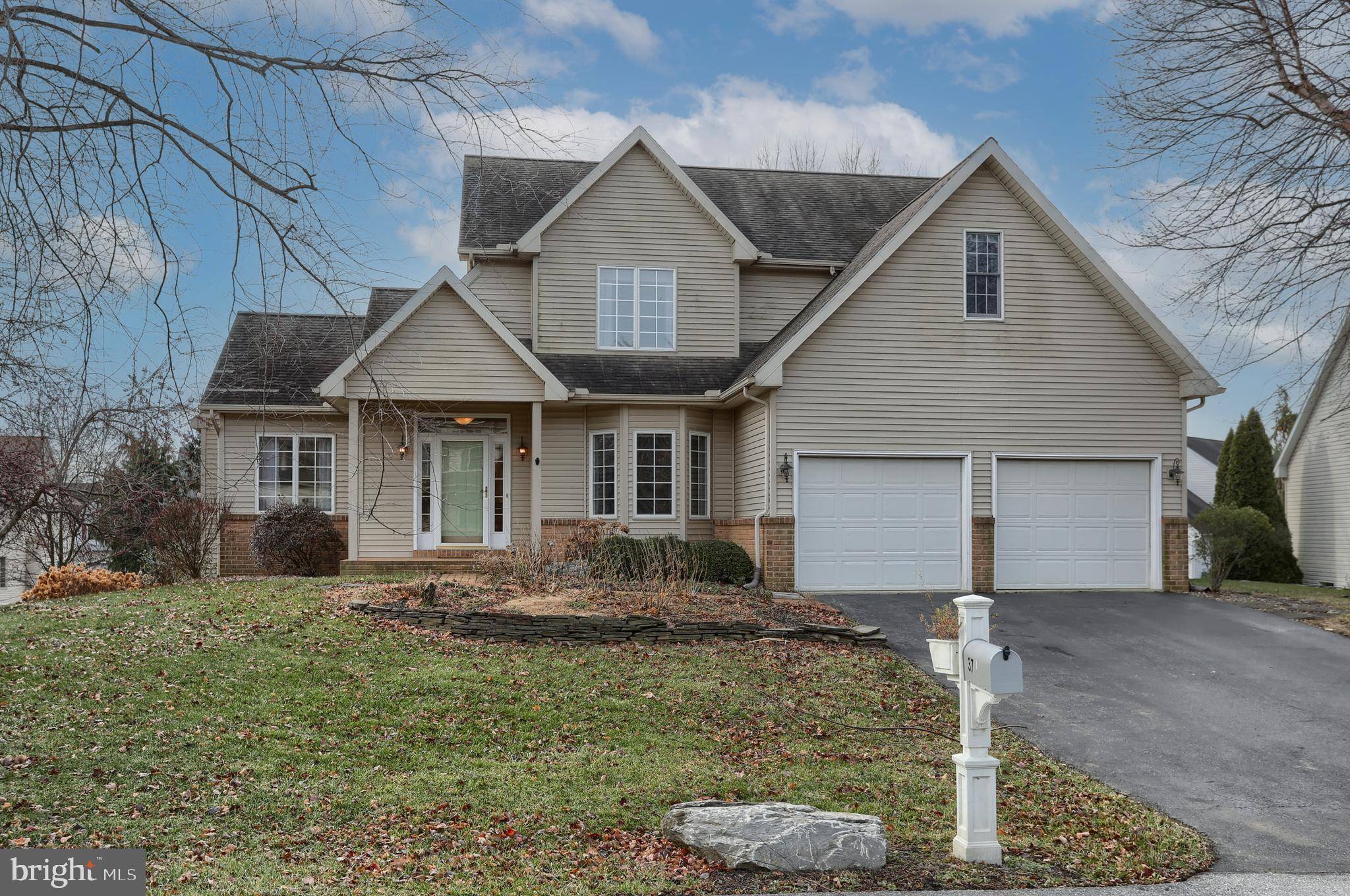 Lebanon, PA 17042,37 OAK KNOLL CIRCLE