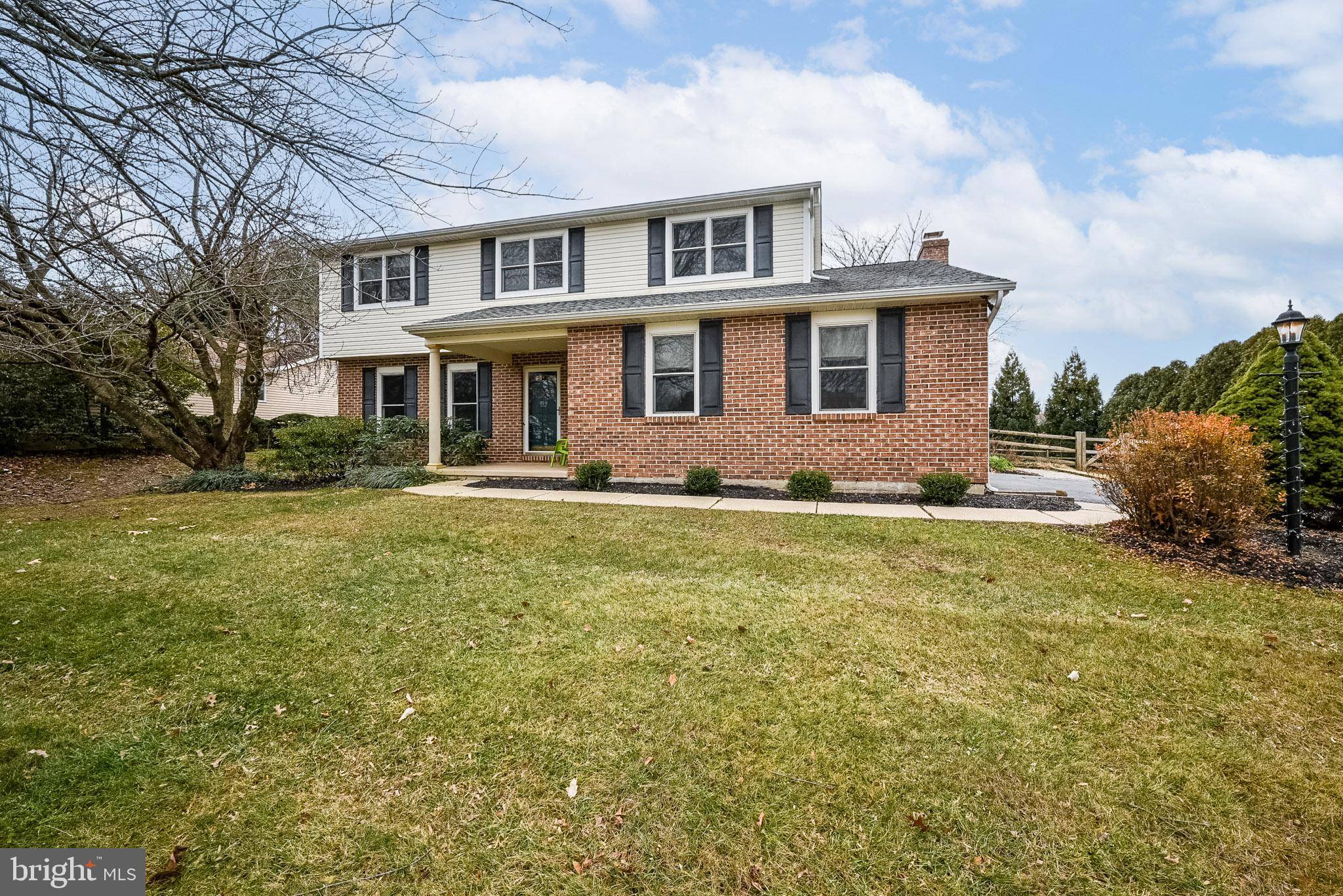 Hockessin, DE 19707,2 COLONIAL CT