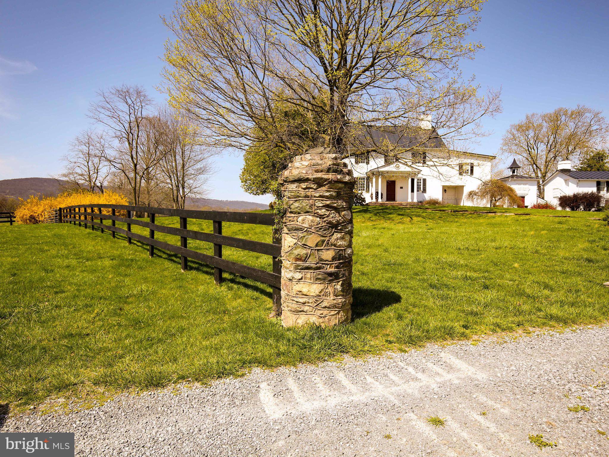 Bluemont, VA 20135,20775 AIRMONT RD