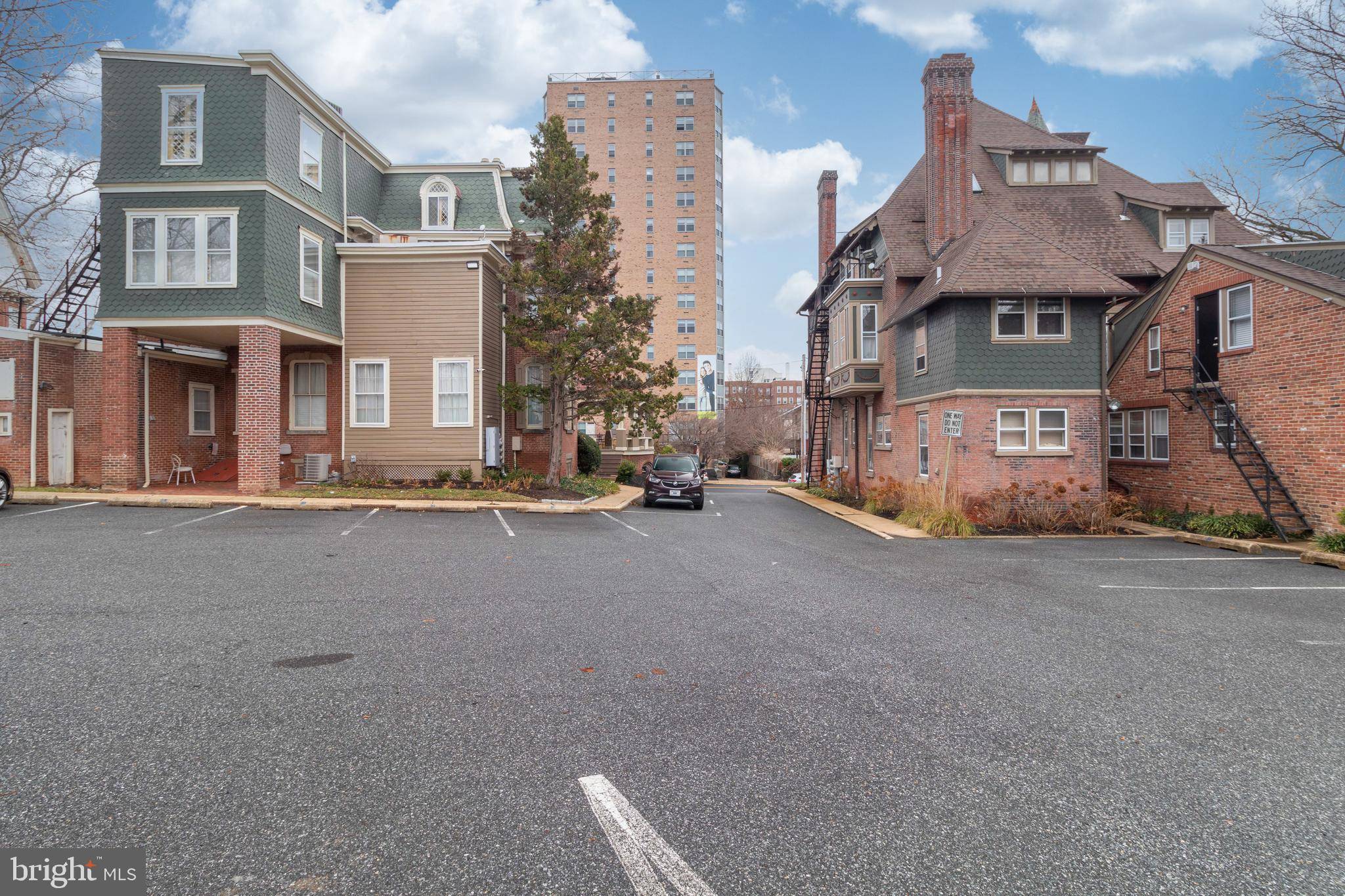 Wilmington, DE 19806,1304-UNIT DELAWARE AVE #006