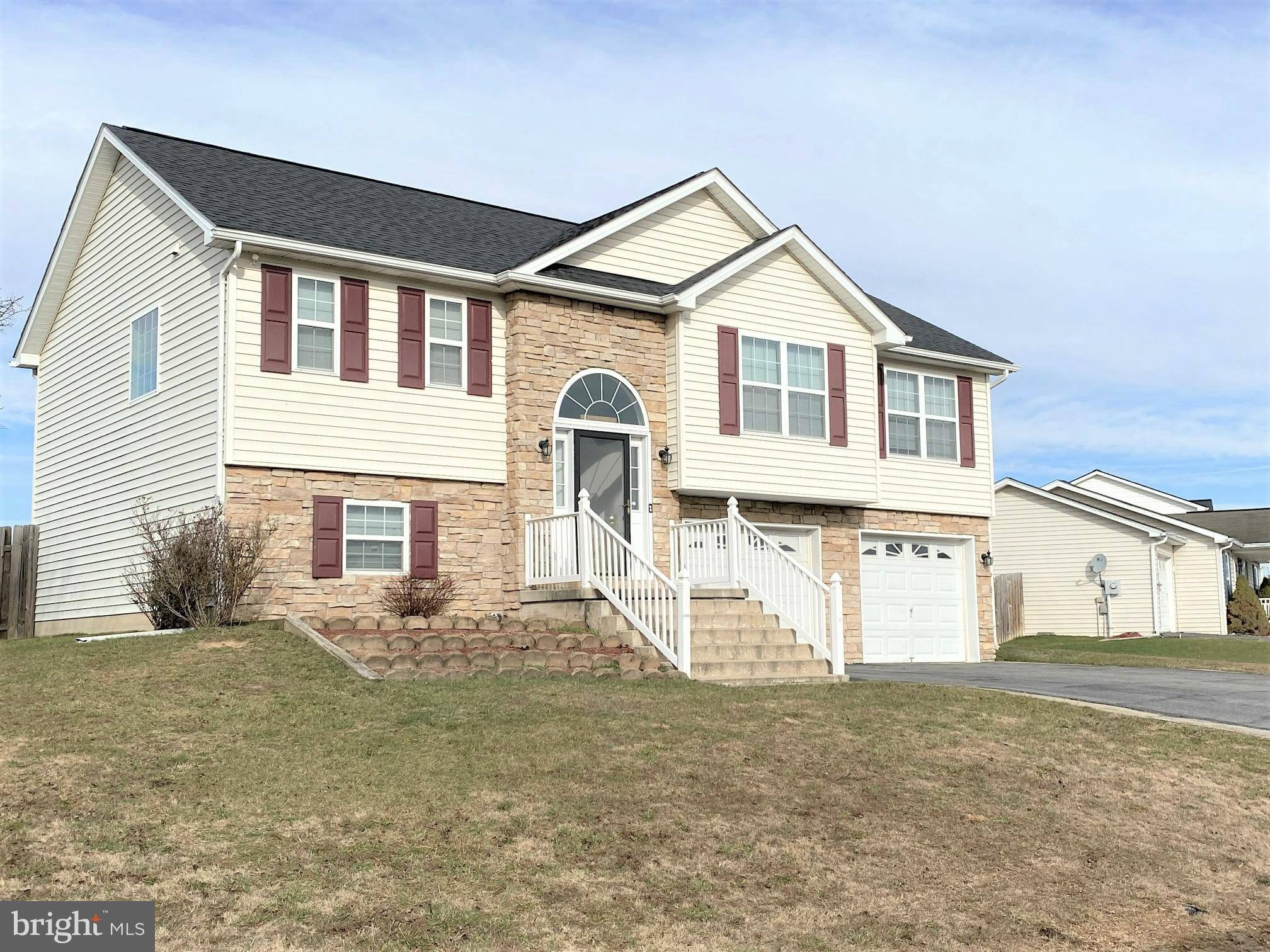 Inwood, WV 25428,169 MARLOWE DR