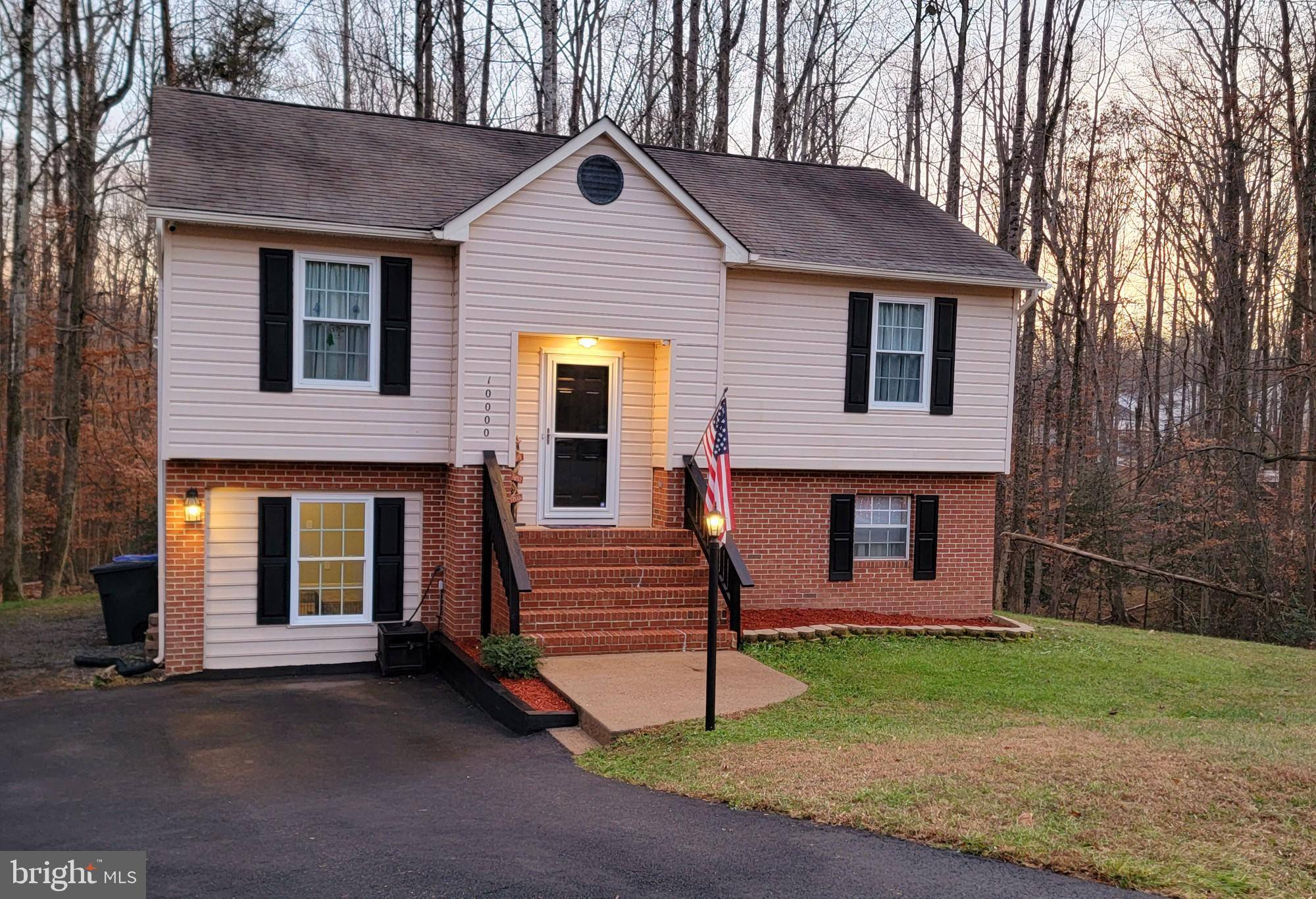 Spotsylvania, VA 22553,10000 KNOTTY PINE CT