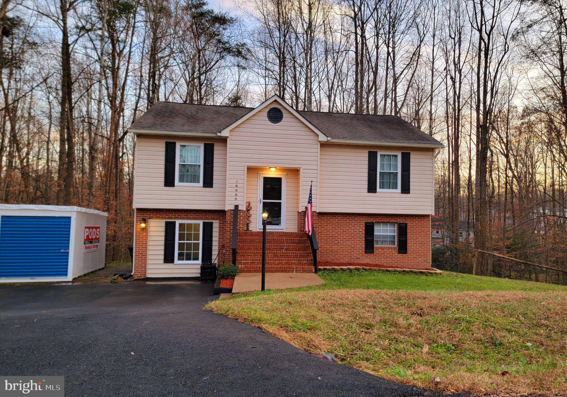 Spotsylvania, VA 22553,10000 KNOTTY PINE CT