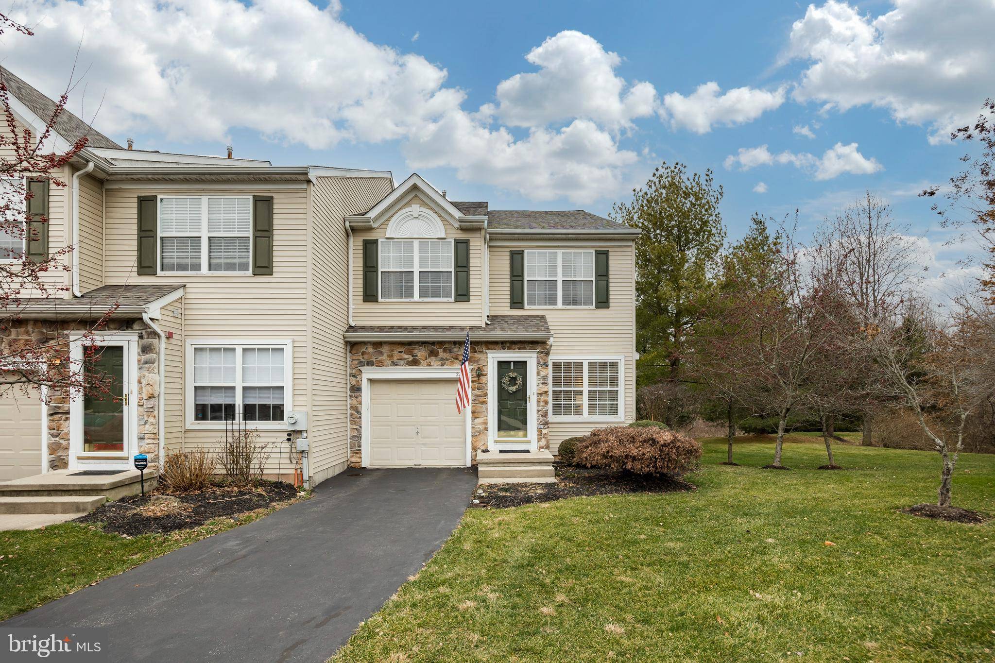 Phoenixville, PA 19460,2414 PERIWINKLE CT