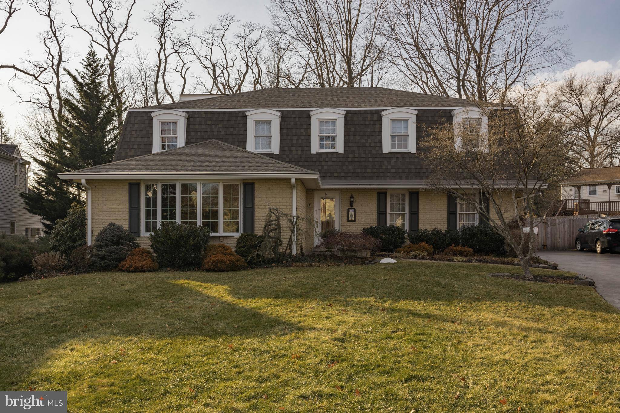 Hatboro, PA 19040,16 HORSESHOE LN