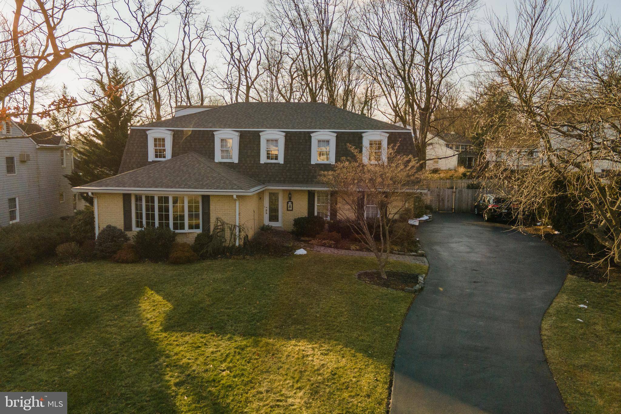 Hatboro, PA 19040,16 HORSESHOE LN