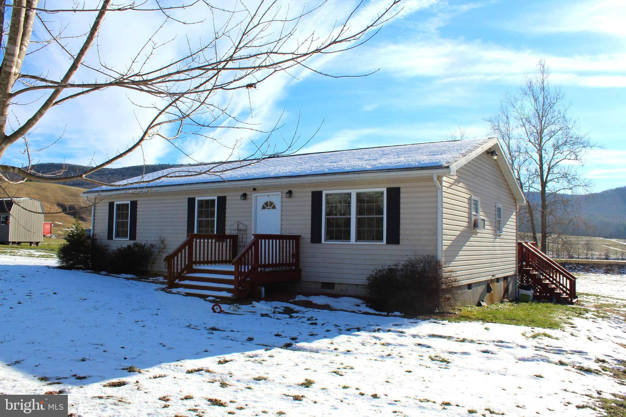 Mathias, WV 26812,49 SEE LN